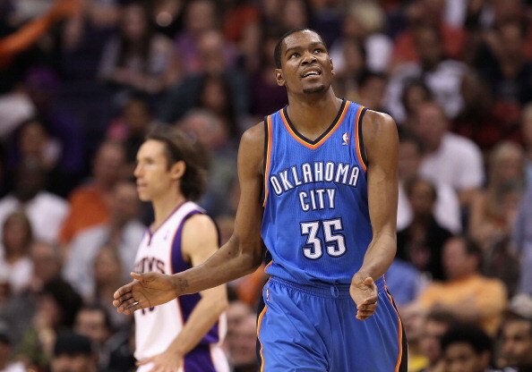 PHOENIX, AZ - MARCH 30:  Kevin Durant #35 of the Oklahoma City Thunder  during the NBA game against the Phoenix Suns at US Airways Center on March 30, 2011 in Phoenix, Arizona. The Thunder defeated the Suns 116-98.   NOTE TO USER: User expressly acknowled