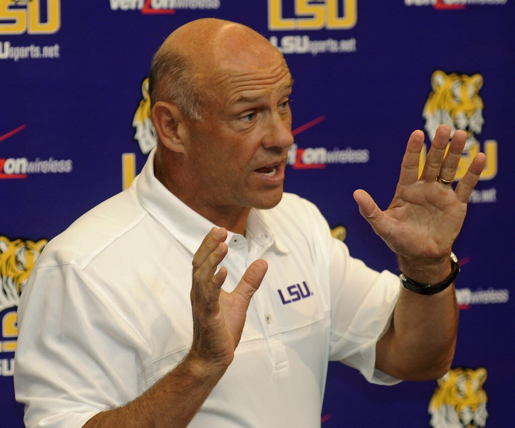 LSU Offensive Coordinator Gary Crowton