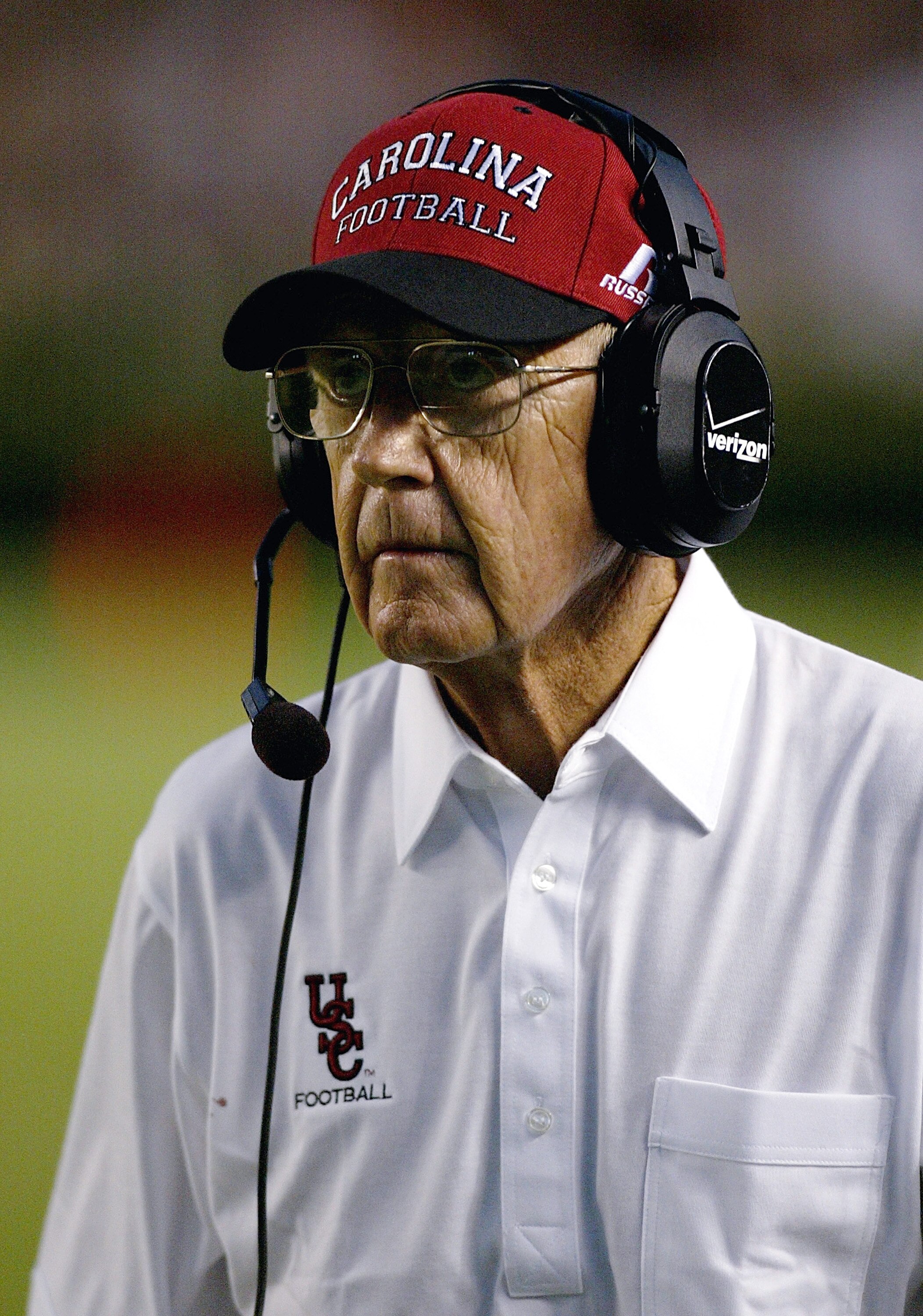 COLUMBIA, SC - SEPTEMBER 11:  Head coach of the South Carolina Gamecocks Lou Holtz checks the scoreboard during their game against the Georgia Bulldogs at Williams-Brice Stadium on September 11, 2004 in Columbia, South Carolina. (Photo by Streeter Lecka/G