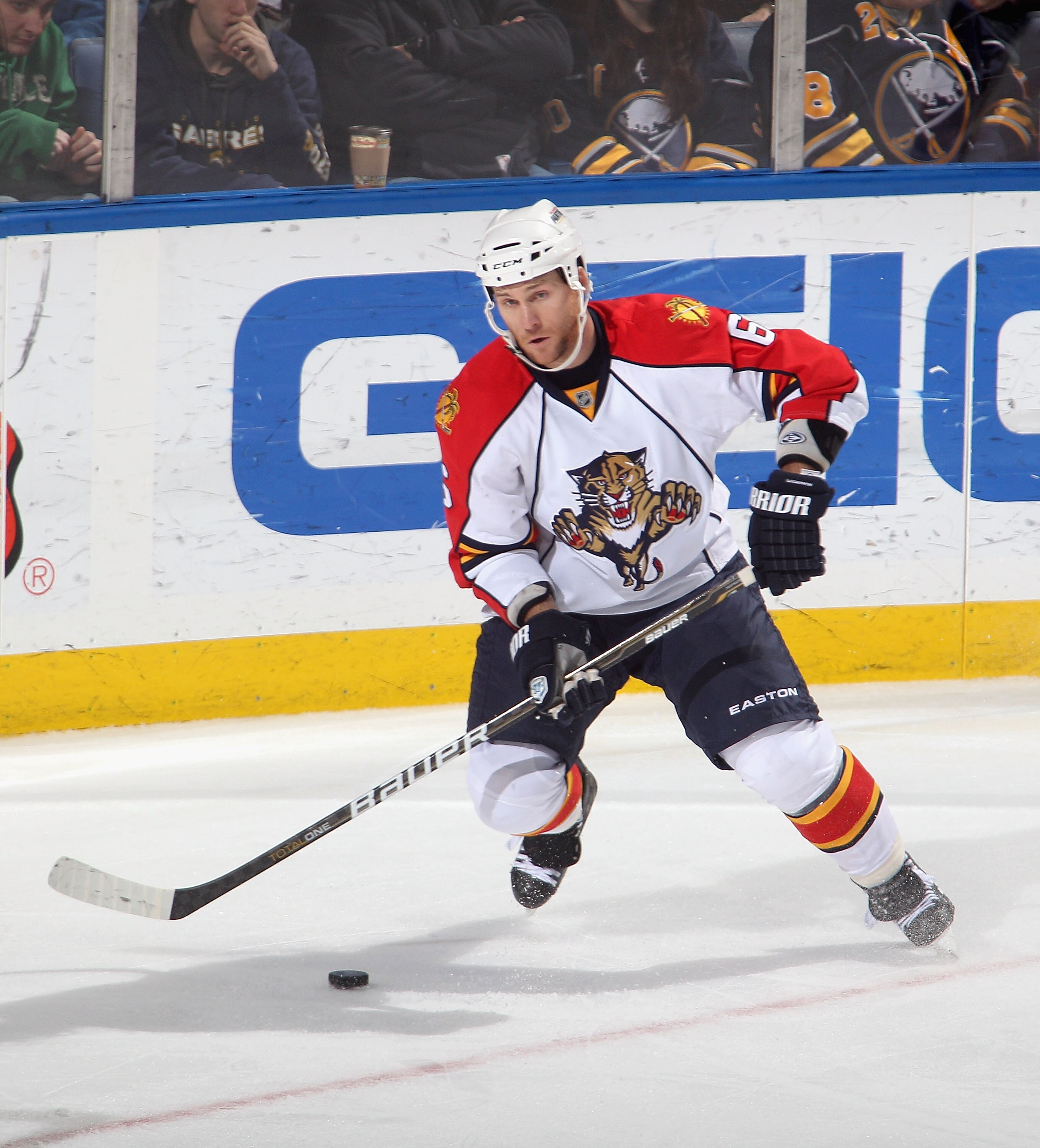 BUFFALO, NY - DECEMBER 23: Dennis Wideman #6 of the Florida Panthers skates against the Buffalo Sabres  at HSBC Arena on December 23, 2010 in Buffalo, New York. Florida won 4-3.  (Photo by Rick Stewart/Getty Images)