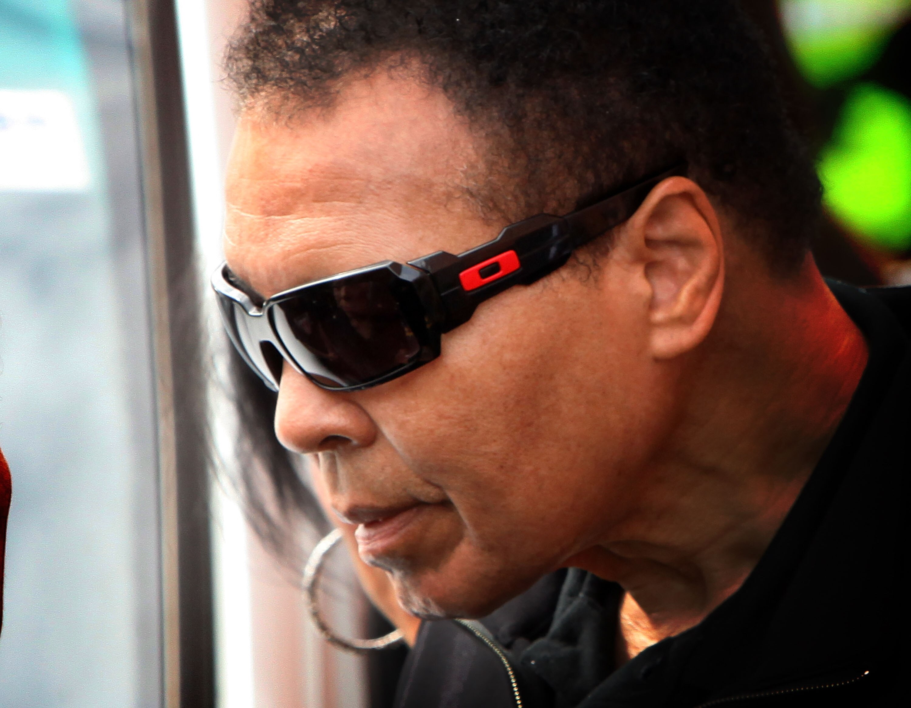 MANCHESTER, ENGLAND - AUGUST 26:  Boxing legend Muhammad Ali arrives at Ricky Hatton's gym as part of his UK charity tour on August 26, 2009 in Manchester, England. Ali met the Manchester boxer Ricky Hatton as part of his charity tour of the UK where he i