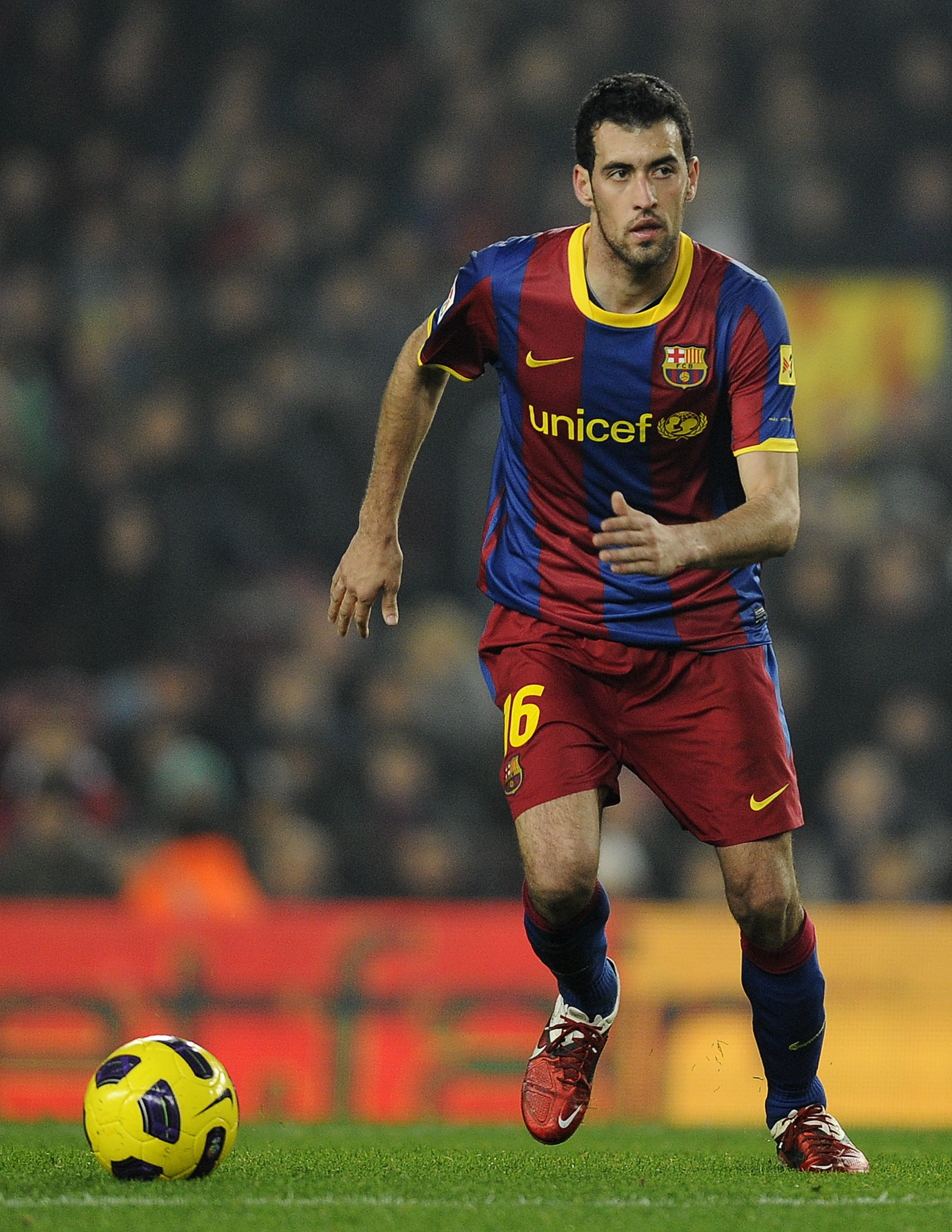 Man Utd Transfer Rumours: Sergio Busquets and 10 Midfielders They'd Benefit  From, image size:2319x3000