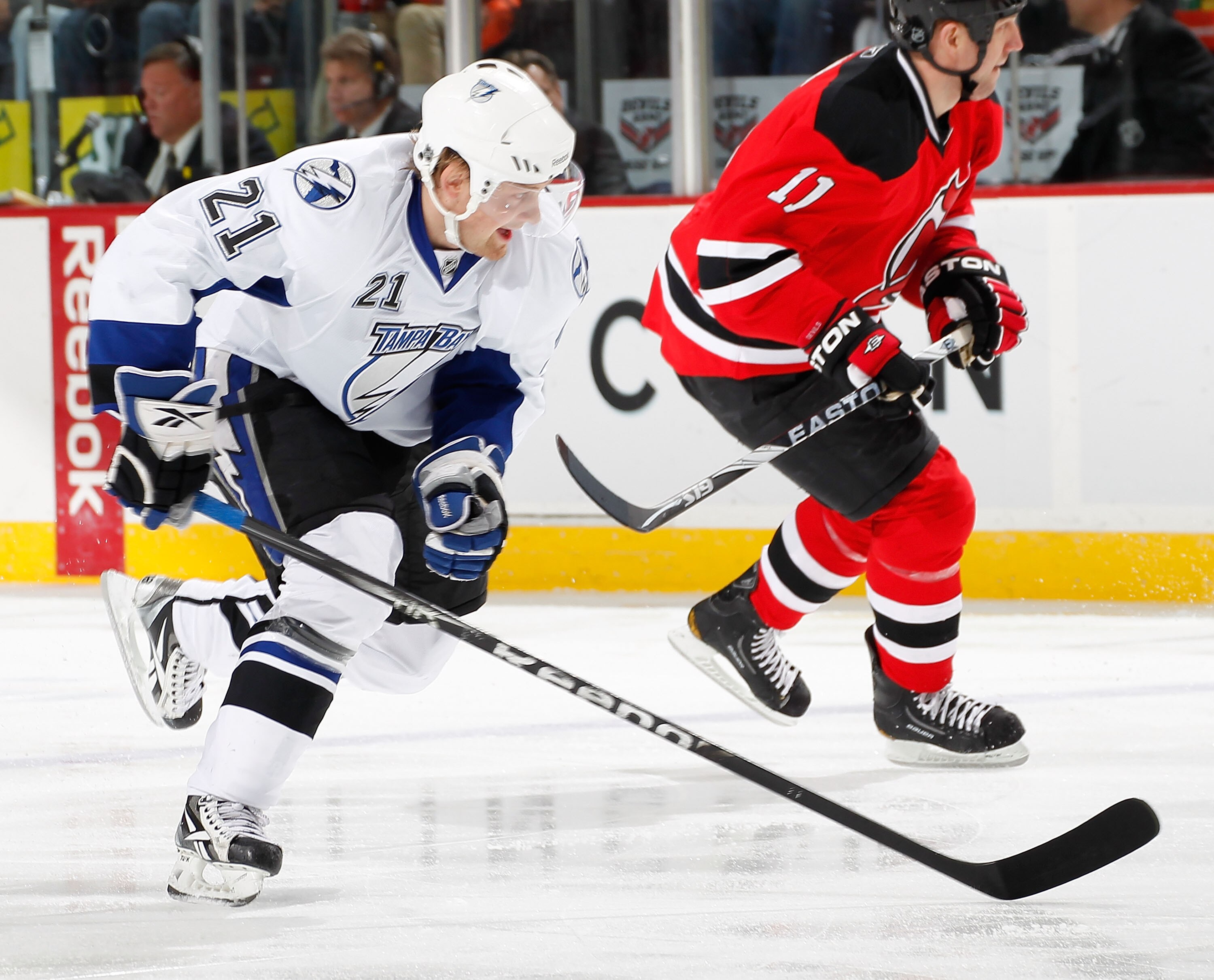 NEWARK, NJ - JANUARY 09:  Mattias Ritola #21 of the Tampa Bay Lightning skates during an NHL hockey game against the New Jersey Devils at the Prudential Center on January 9, 2011 in Newark, New Jersey.  (Photo by Paul Bereswill/Getty Images)