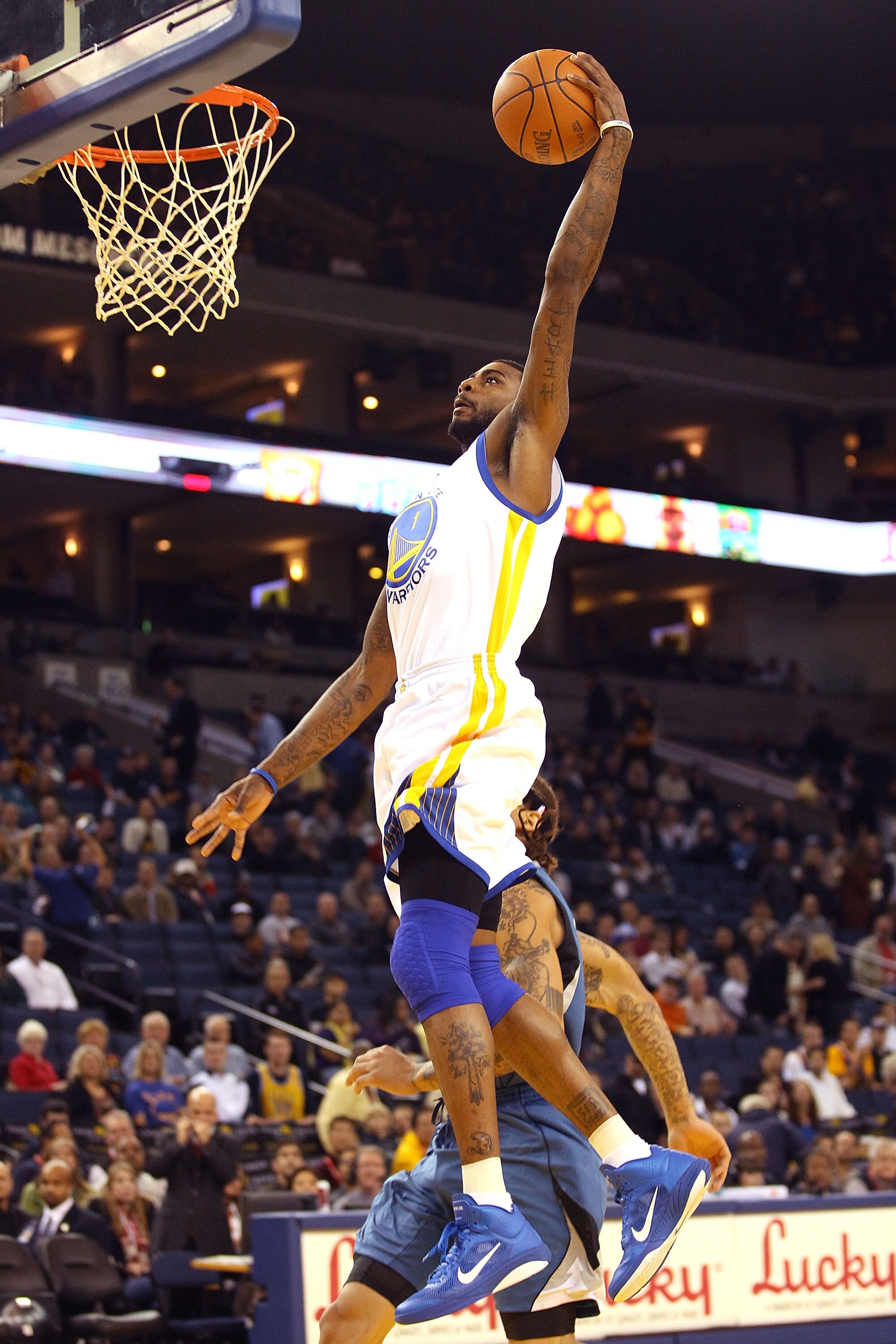 OAKLAND, CA - DECEMBER 14:  Dorell Wright #1 of the Golden State Warriors goes up for a dunk against  the Minnesota Timberwolves at Oracle Arena on December 14, 2010 in Oakland, California.  NOTE TO USER: User expressly acknowledges and agrees that, by do
