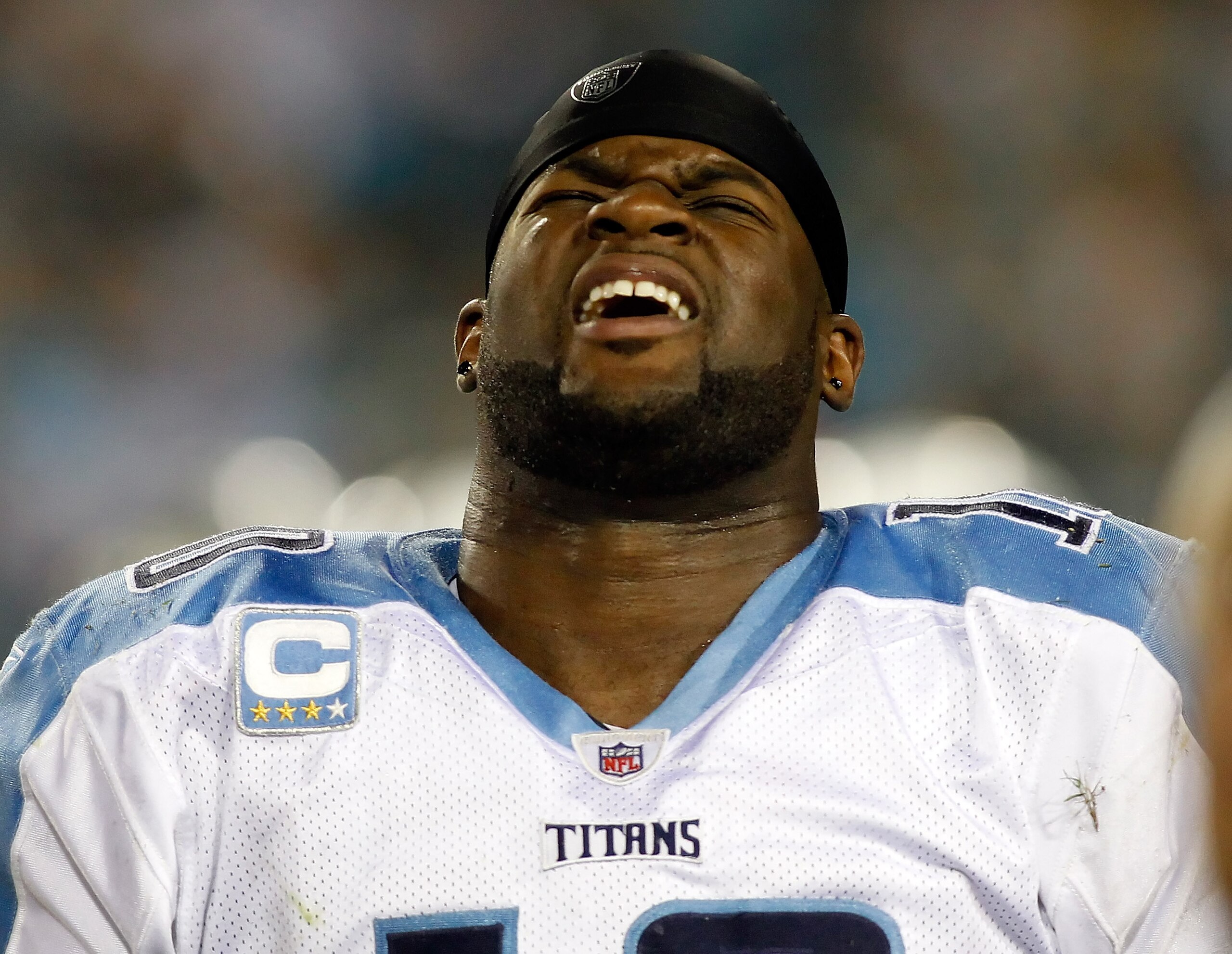 JACKSONVILLE, FL - OCTOBER 18: Quarterback Vince Young #10 of the Tennessee Titans grimaces in pain during the first quarter against the Jacksonville Jaguars during the game at EverBank Field on October 18, 2010 in Jacksonville, Florida. (Photo by J. Me JACKSONVILLE, FL - OCTOBER 18: Quarterback Vince Young #10 of the Tennessee Titans grimaces in pain during the first quarter against the Jacksonville Jaguars during the game at EverBank Field on October 18, 2010 in Jacksonville, Florida. (Photo by J. Me
