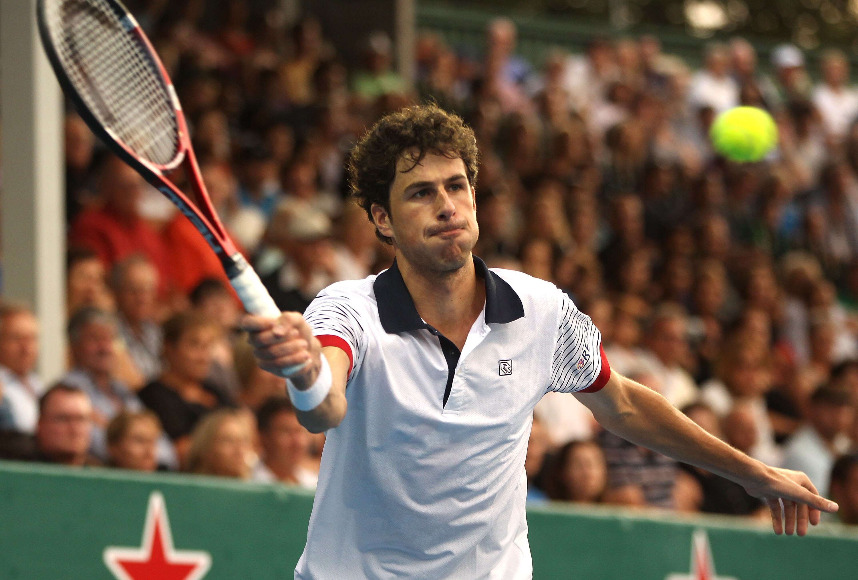 AUCKLAND, NEW ZEALAND - JANUARY 12:  Robin Haase of the Netherlands plays a forehand during his match against John Isner of the USA on day three of the Heineken Open at the ASB Tennis Centre on January 12, 2011 in Auckland, New Zealand.  (Photo by Phil Wa