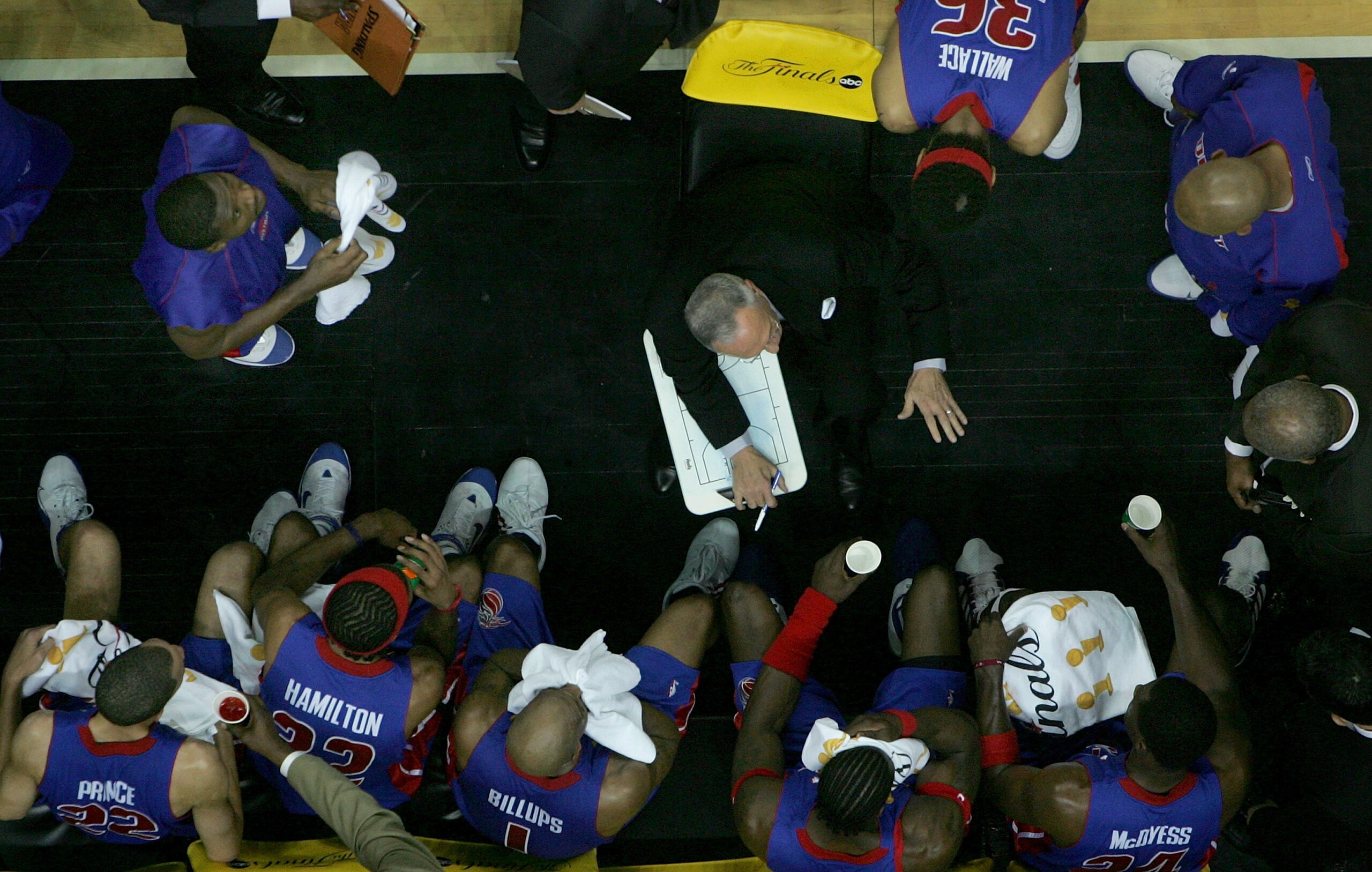 SAN ANTONIO - JUNE 21: Head coach Larry Brown of the Detroit Pistons speaks to his team during a stoppage in play during the first half in Game six of the 2005 NBA Finals at SBC Center on June 21, 2005 in San Antonio, Texas. NOTE TO USER: User expressl SAN ANTONIO - JUNE 21: Head coach Larry Brown of the Detroit Pistons speaks to his team during a stoppage in play during the first half in Game six of the 2005 NBA Finals at SBC Center on June 21, 2005 in San Antonio, Texas. NOTE TO USER: User expressl