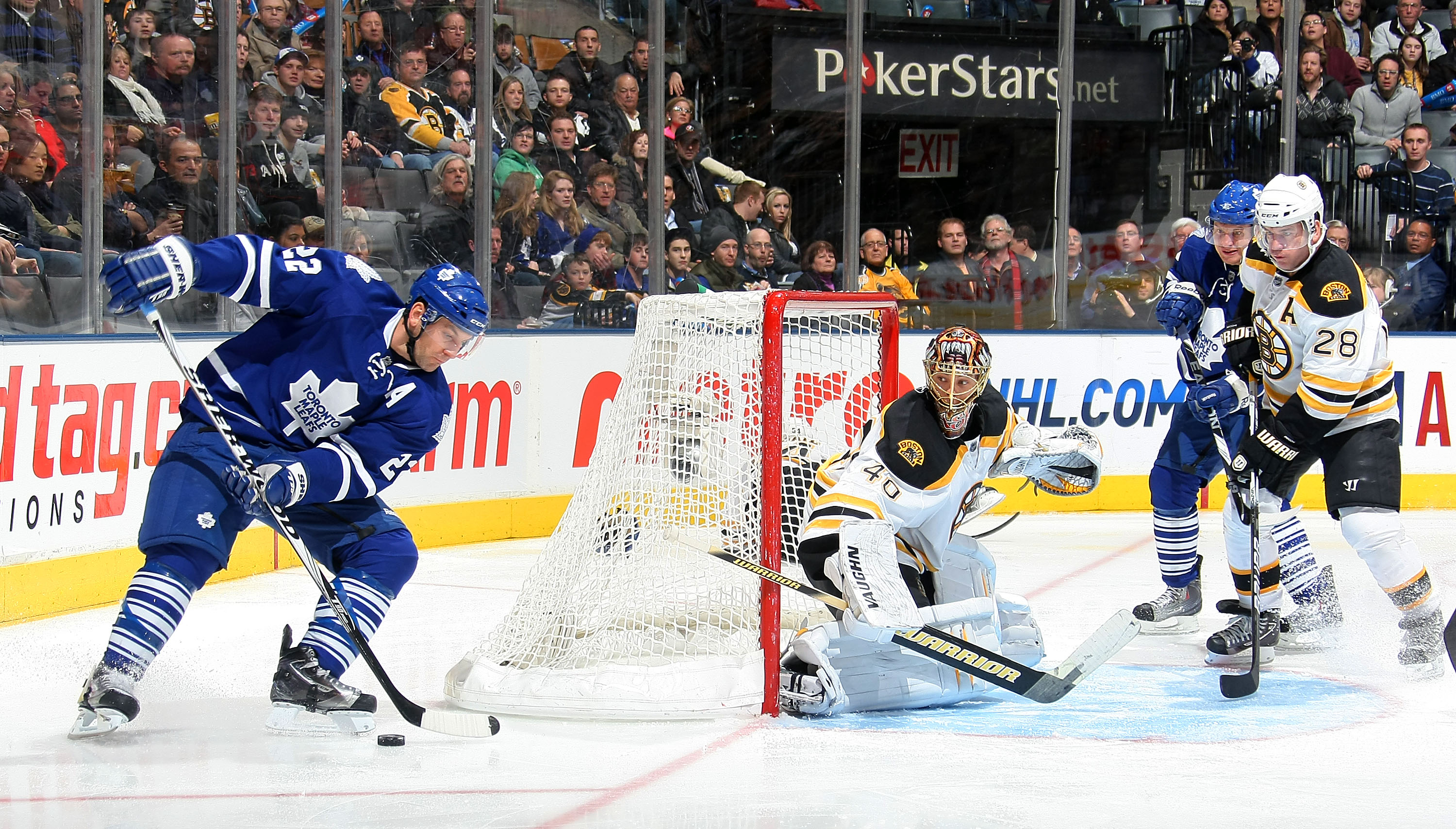 TORONTO,CANADA - JANUARY 3: Mark Recchi #28 of the Boston Bruins defends while temmate Tukka Rask #40 keeps an eye on the play against Francois Beauchemin #22 of the Toronto Maple Leafs during their NHL game at Air Canada Centre on January 3, 2011 in Tor TORONTO,CANADA - JANUARY 3: Mark Recchi #28 of the Boston Bruins defends while temmate Tukka Rask #40 keeps an eye on the play against Francois Beauchemin #22 of the Toronto Maple Leafs during their NHL game at Air Canada Centre on January 3, 2011 in Tor