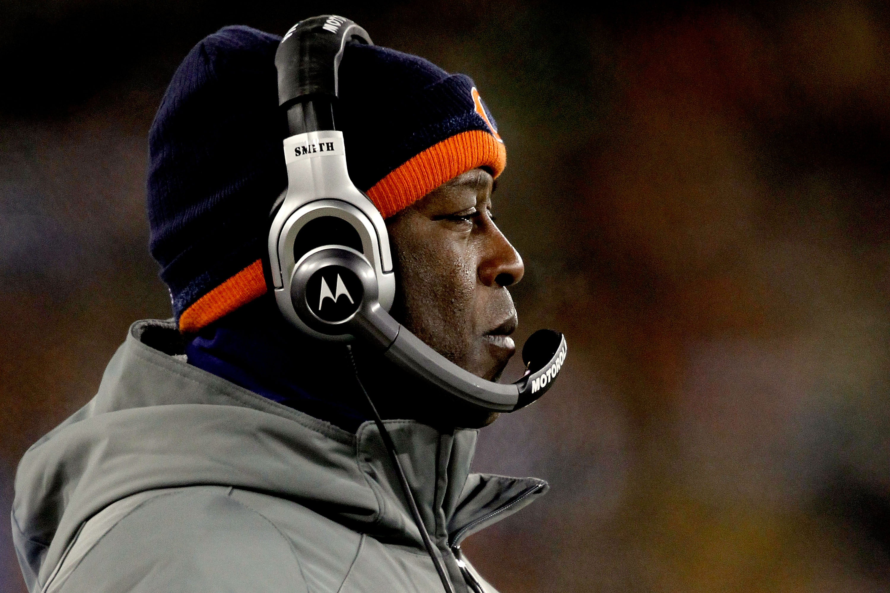 GREEN BAY, WI - JANUARY 02:  Head coach Lovie Smith of the Chicago Bears on the sidelines against the Green Bay Packers at Lambeau Field on January 2, 2011 in Green Bay, Wisconsin.  (Photo by Matthew Stockman/Getty Images)