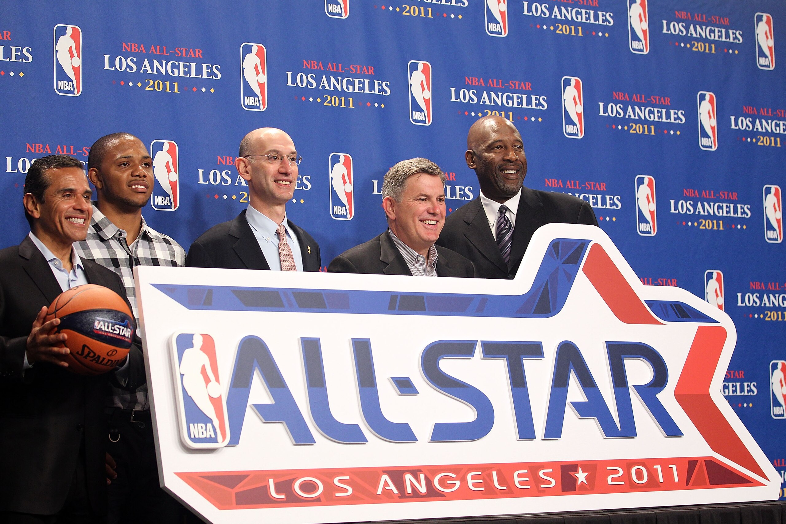 LOS ANGELES, CA - JUNE 06:  The 2011 NBA All-Star logo is unveiled by Los Angeles Mayor Antonio Villaraigosa, Eric Gordon of the Los Angeles Clippers, NBA deputy commissioner Adam Silver, AEG CEO Tim Leiweke and NBA legend James Worthy before Game Two of
