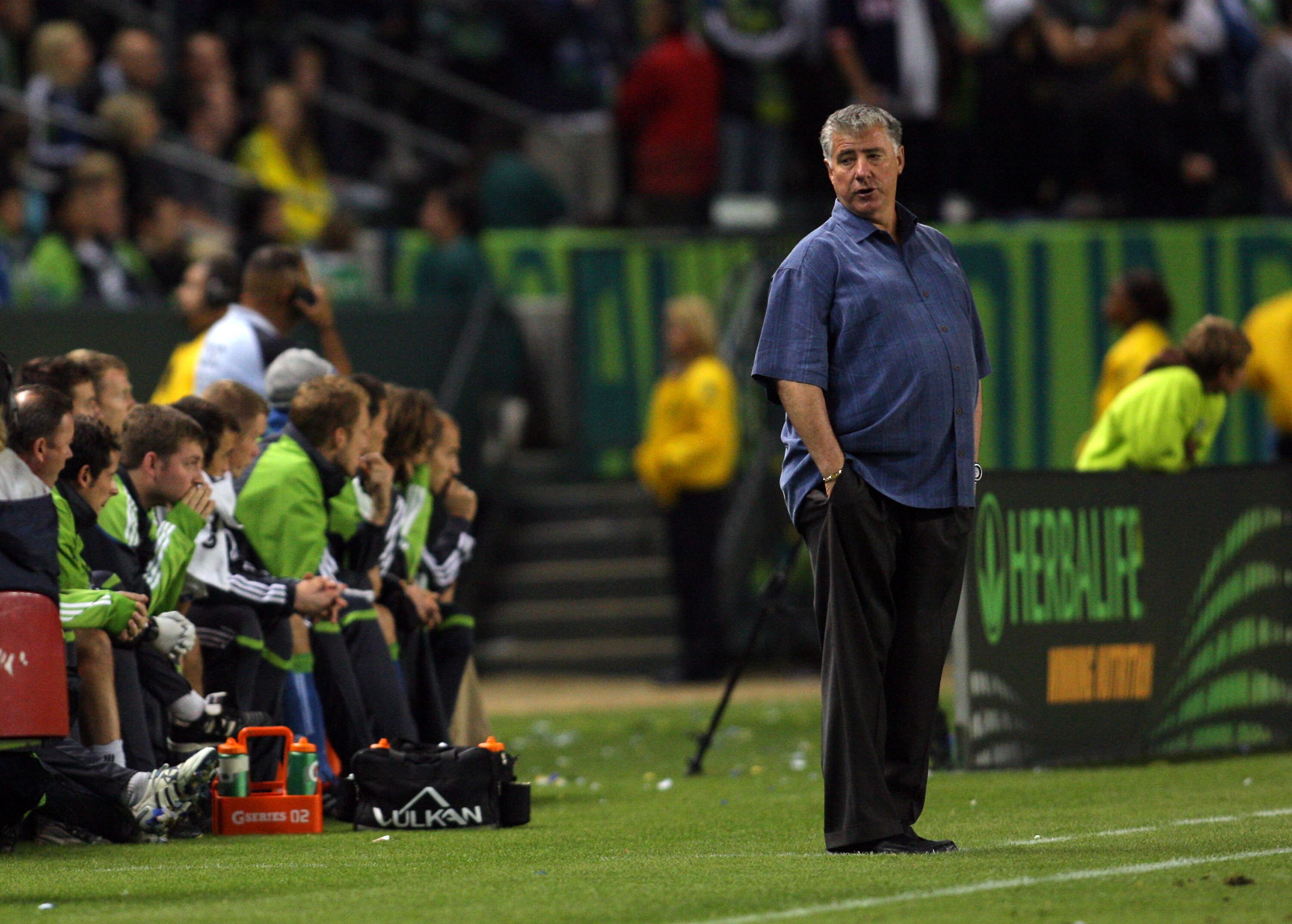 CARSON, CA - NOVEMBER 07:  Head Coach Sigi Schmid of Seattle Sounders FC speaks to the referee's assistant (not in photo) during the MLS Western Conference Semifinal match second leg between the Los Angeles Galaxy and Seattle Sounders FC at The Home Depot