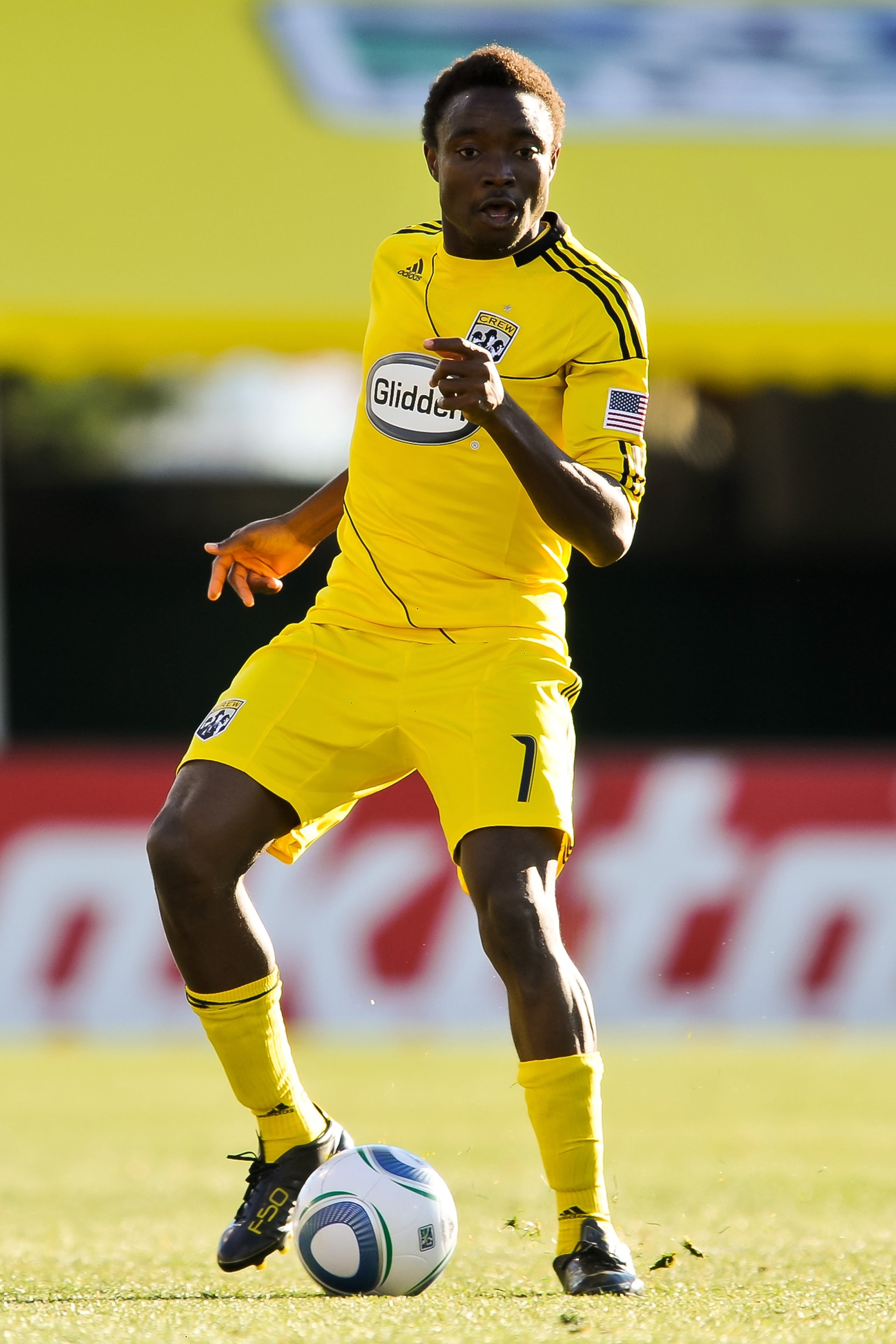 COLUMBUS, OH - NOVEMBER 6: Emmanuel Ekpo #17 of the Columbus Crew controls the ball against the Colorado Rapids during the second leg of the MLS playoff match on November 6, 2010 at Crew Stadium in Columbus, Ohio. (Photo by Jamie Sabau/Getty Images) COLUMBUS, OH - NOVEMBER 6: Emmanuel Ekpo #17 of the Columbus Crew controls the ball against the Colorado Rapids during the second leg of the MLS playoff match on November 6, 2010 at Crew Stadium in Columbus, Ohio. (Photo by Jamie Sabau/Getty Images)