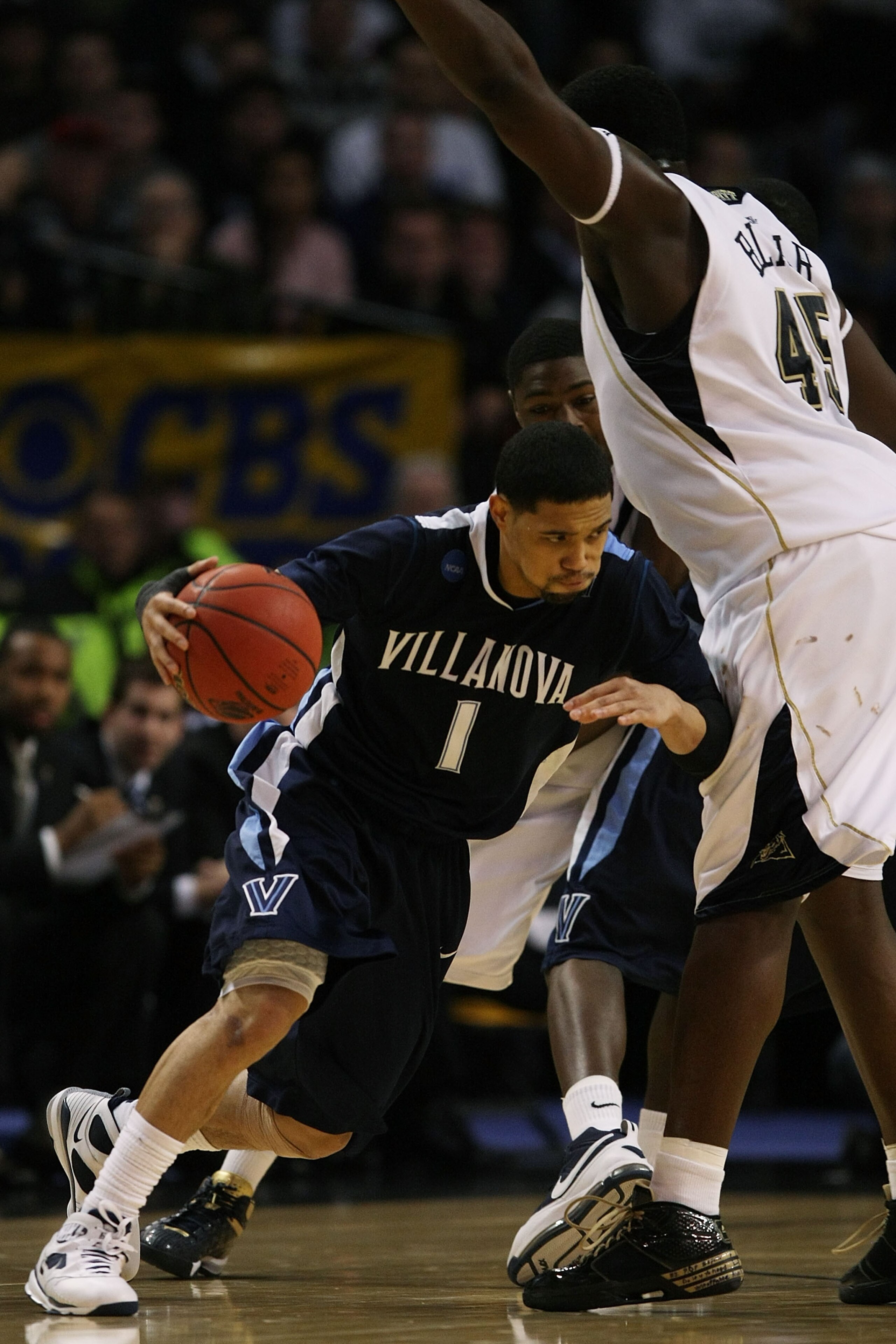 BOSTON - MARCH 28:  Scottie Reynolds #1 of the Villanova Wildcats drives past DeJuan Blair #45 of the Pittsburgh Panthers during the NCAA Men's Basketball Tournament East Regionals at TD Banknorth Garden on March 28, 2009 in Boston, Massachusetts.  (Photo