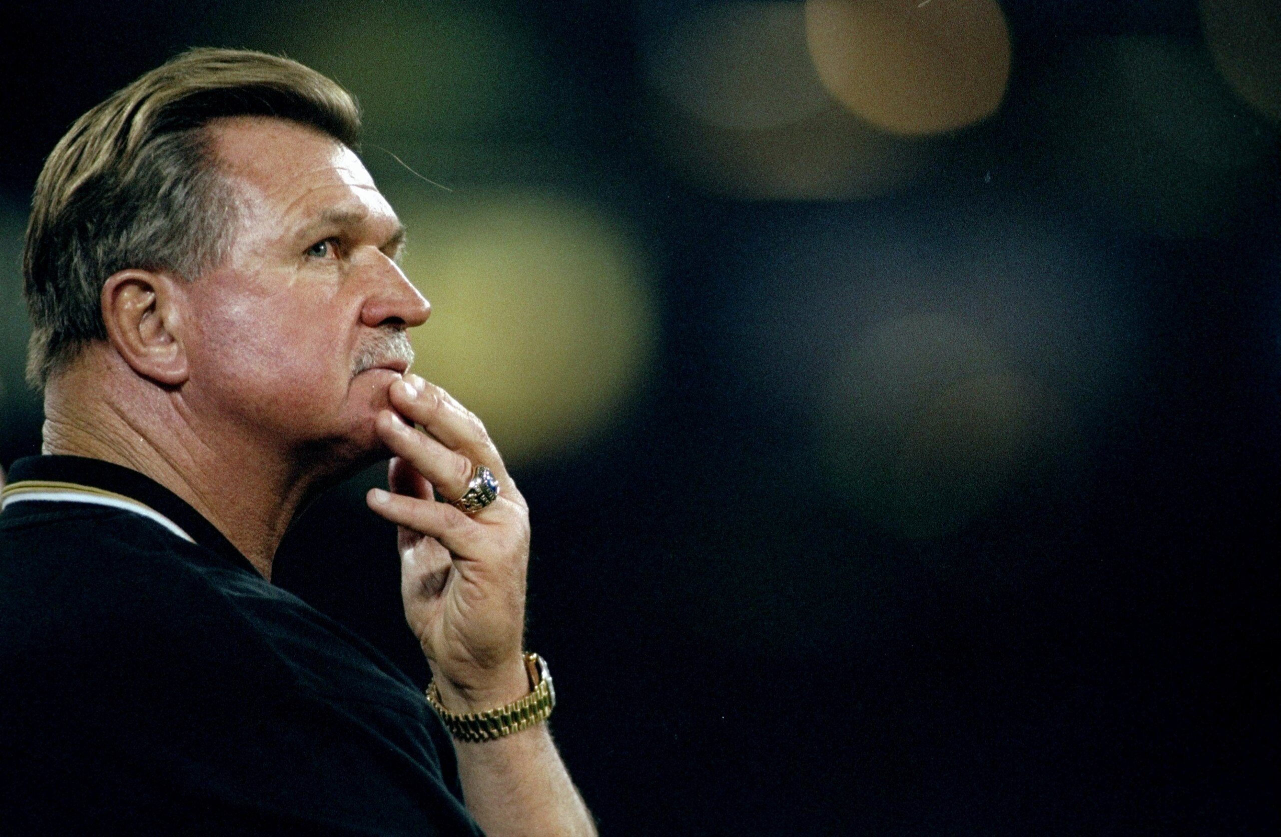 22 Nov 1998:  New Orleans Saints head coach Mike Ditka looks on during a game against the San Francisco 49ers at 3Com Park in San Francisco, California. The 49ers defeated the Saints 31-20. Mandatory Credit: Jed Jacobsohn  /Allsport