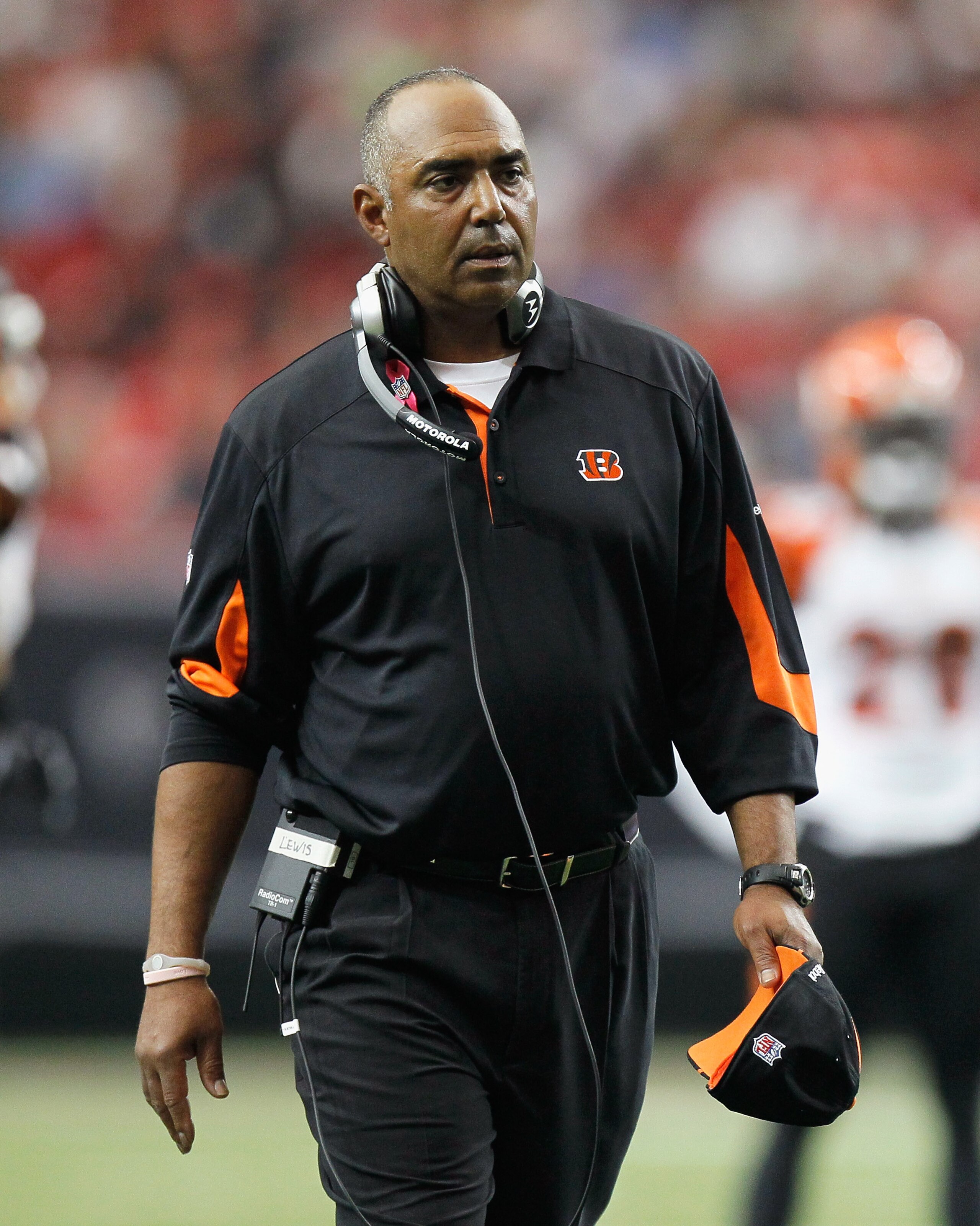 ATLANTA - OCTOBER 24:  Head coach Marvin Lewis of the Cincinnati Bengals against the Atlanta Falcons at Georgia Dome on October 24, 2010 in Atlanta, Georgia.  (Photo by Kevin C. Cox/Getty Images)