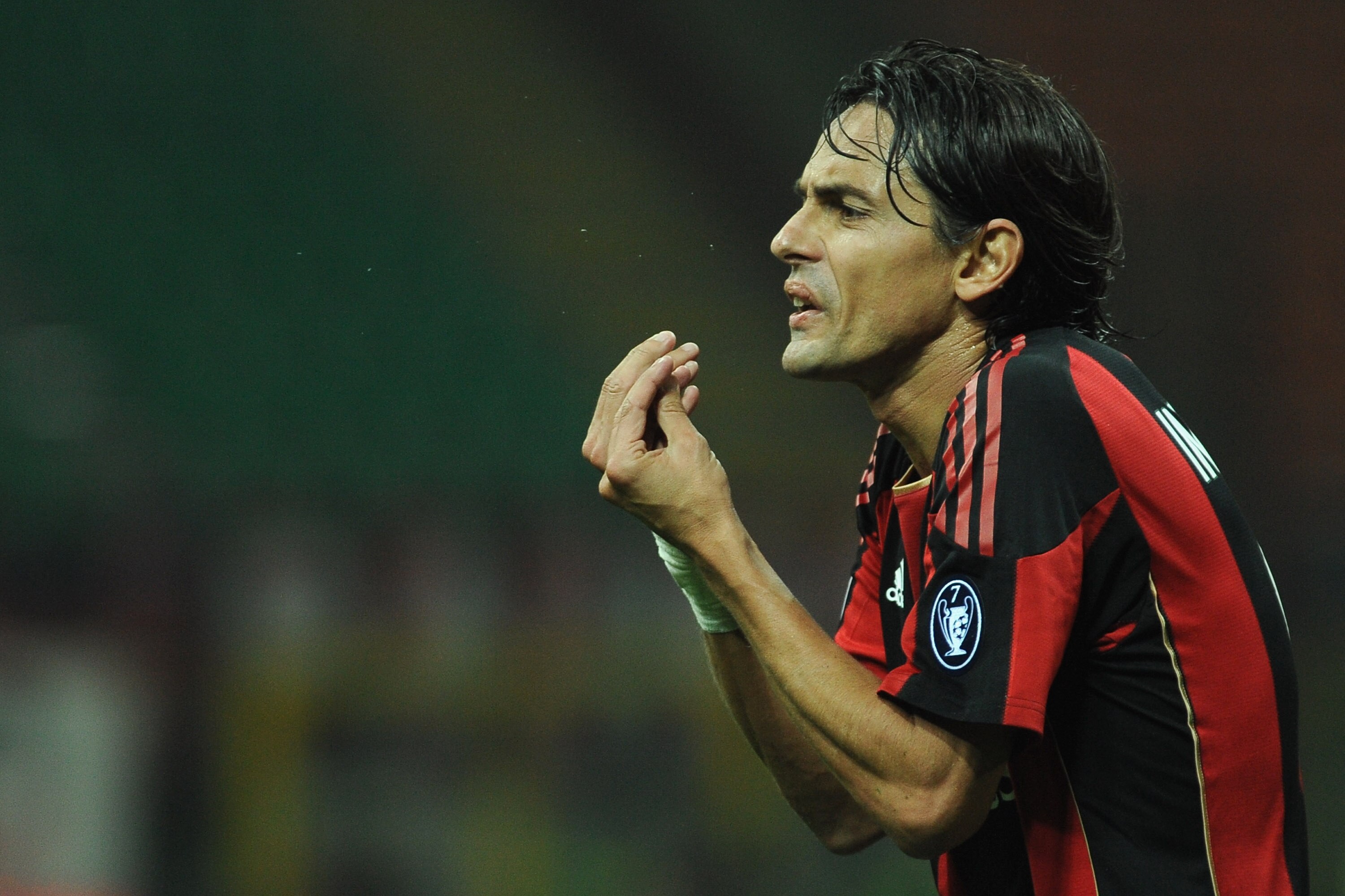 MILAN, ITALY - SEPTEMBER 18:  Filippo Inzaghi of AC Milan reacts during the Serie A match between AC Milan and Catania Calcio at Stadio Giuseppe Meazza on September 18, 2010 in Milan, Italy.  (Photo by Valerio Pennicino/Getty Images)