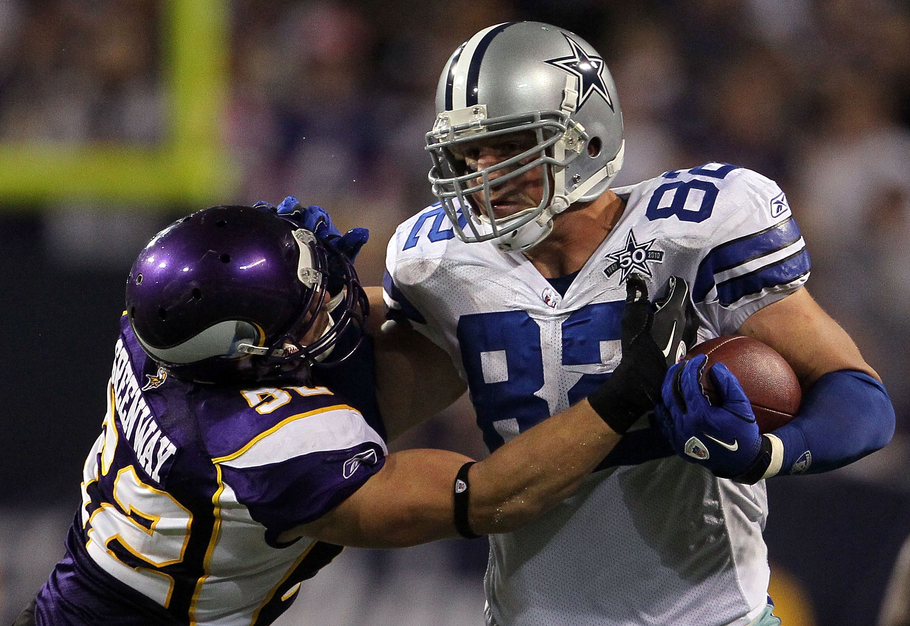 MINNEAPOLIS - OCTOBER 17:  Tight end Jason Witten #82 of the Dallas Cowboys tries to get away from Chad Greenway #52 of the Minnesota Vikings during the game at Mall of America Field on October 17, 2010 in Minneapolis, Minnesota. The Vikings defeated the