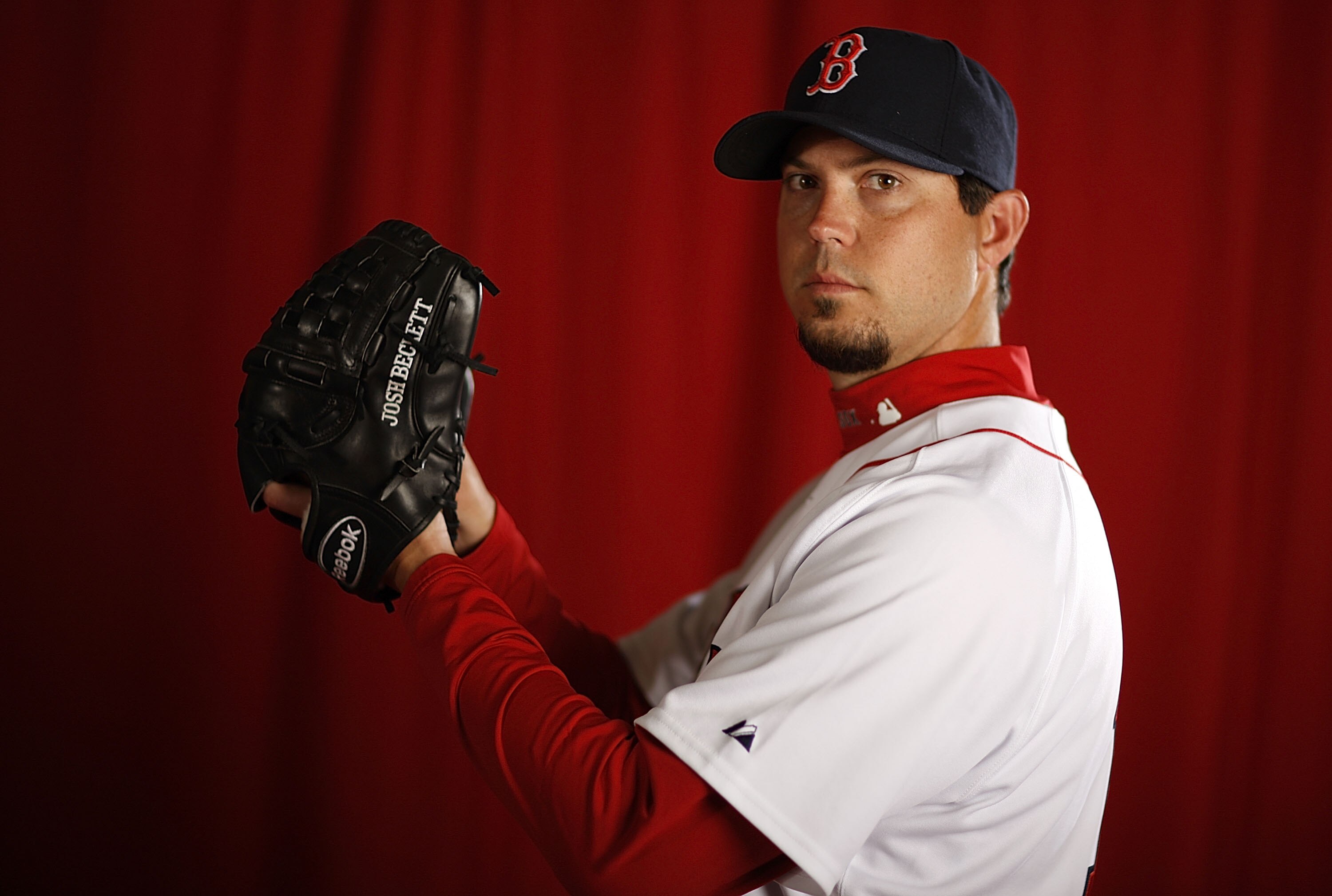 FT. MYERS, FL - FEBRUARY 28:  Josh Beckett #19 of the Boston Red Sox poses during photo day at the Boston Red Sox Spring Training practice facility on February 28, 2010 in Ft. Myers, Florida.  (Photo by Gregory Shamus/Getty Images)