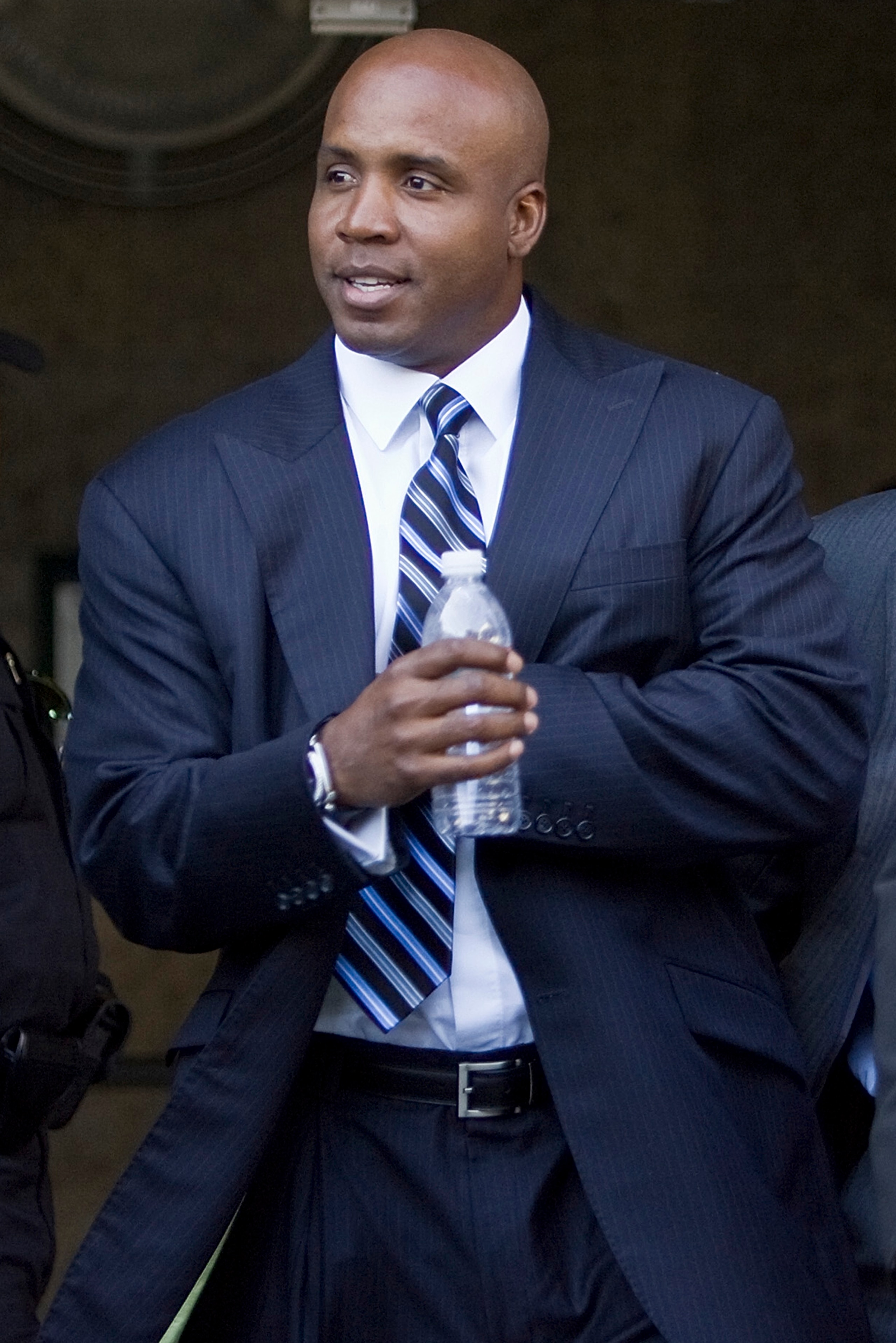 SAN FRANCISCO - JUNE 6:  Barry Bonds leaves the Phillip Burton Federal Building and United States Court House after making two appearances in United States District Court June 6, 2008 in San Francisco, California.  Bonds was arraigned on 14 counts of fals