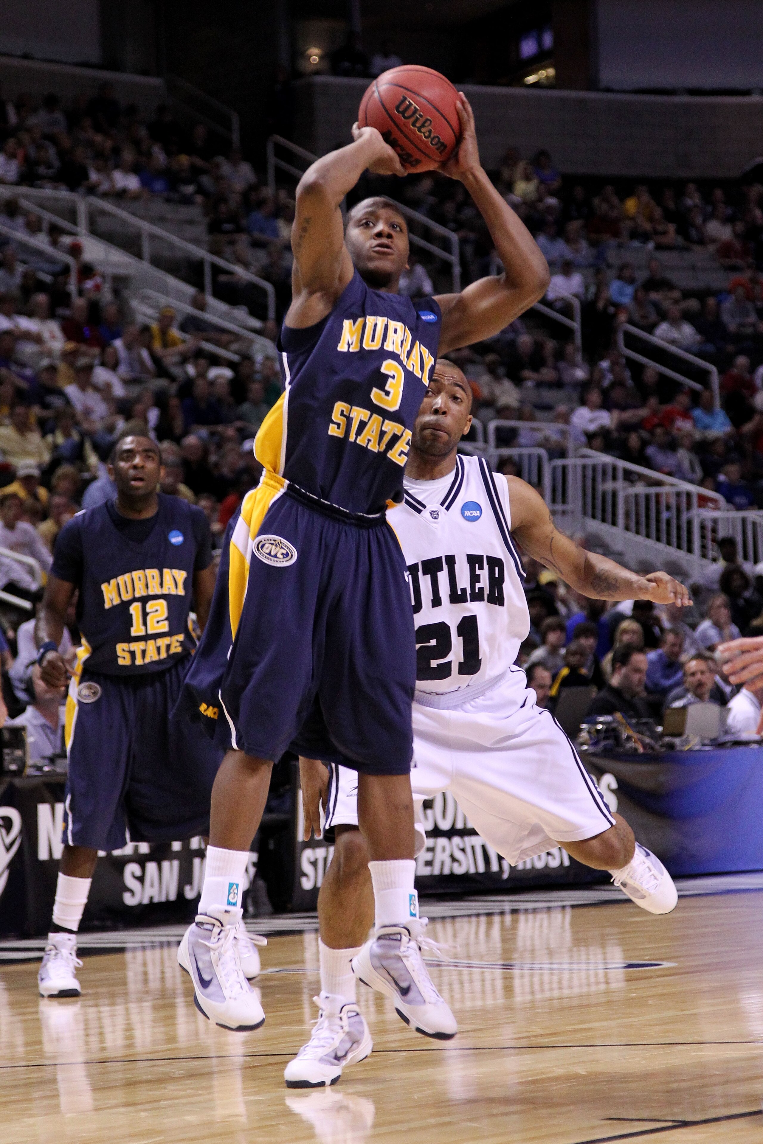 SAN JOSE, CA - MARCH 20:  Guard Isaiah Canaan #3 of the Murray State Racers goes up for a shot against the Butler Bulldogs during the second round of the 2010 NCAA men's basketball tournament at HP Pavilion on March 20, 2010 in San Jose, California.  (Pho