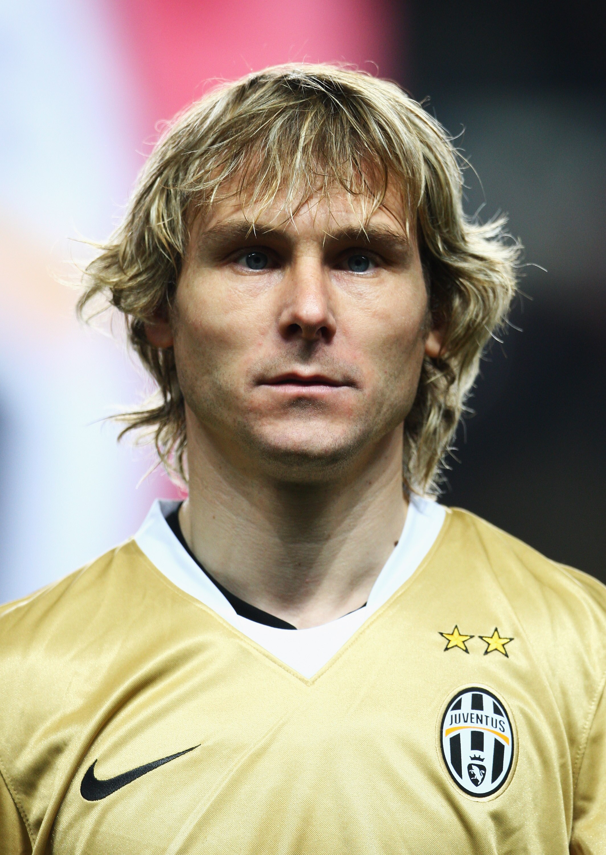 LONDON - FEBRUARY 25: Pavel Nedved of Juventus looks on during the UEFA Champions League, Round of Last 16, First Leg match between Chelsea and Juventus at Stamford Bridge on February 25, 2009 in London, England.  (Photo by Phil Cole/Getty Images)