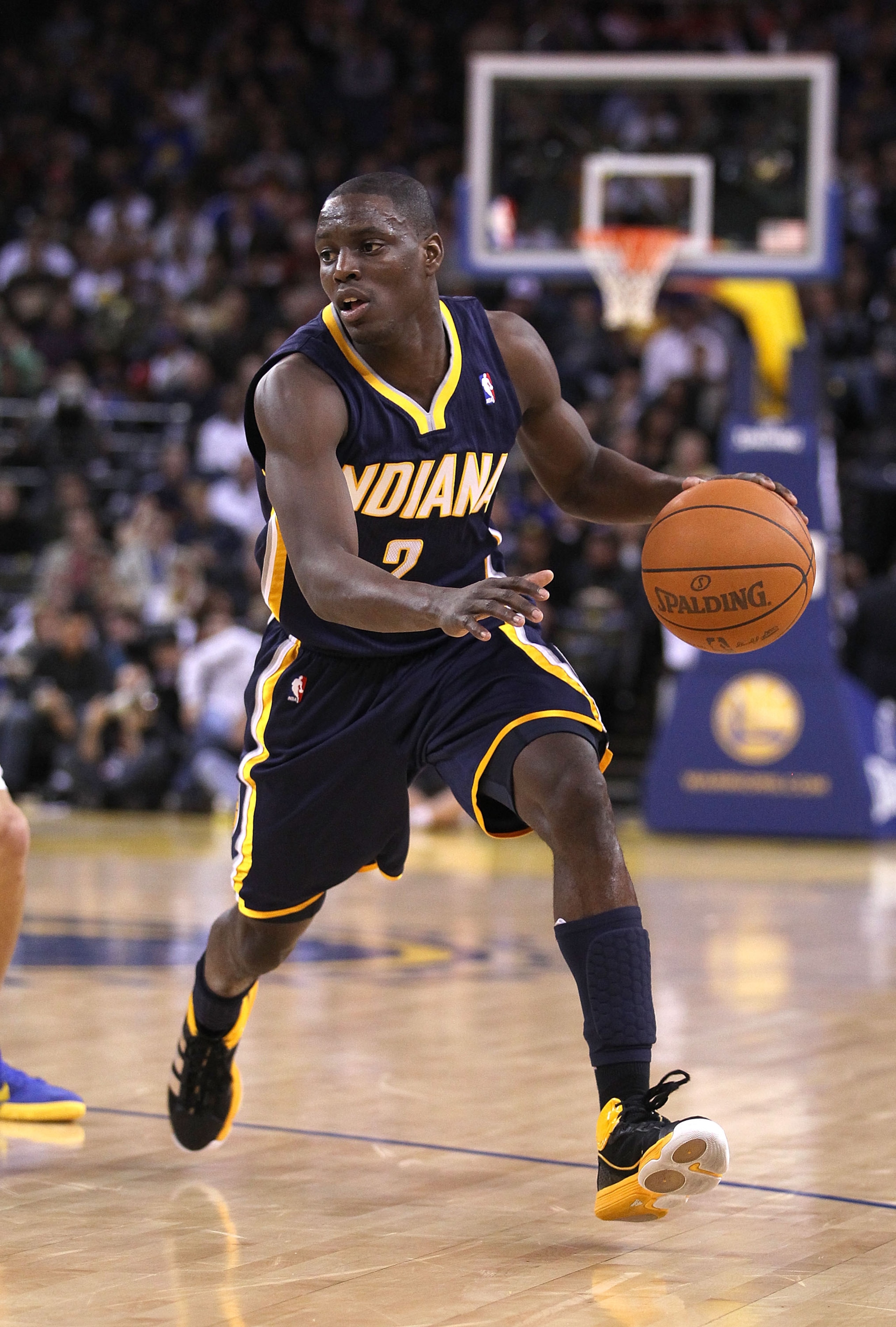 OAKLAND, CA - JANUARY 19:  Darren Collison #2 of the Indiana Pacers in action against the Golden State Warriors at Oracle Arena on January 19, 2011 in Oakland, California.  NOTE TO USER: User expressly acknowledges and agrees that, by downloading and or u