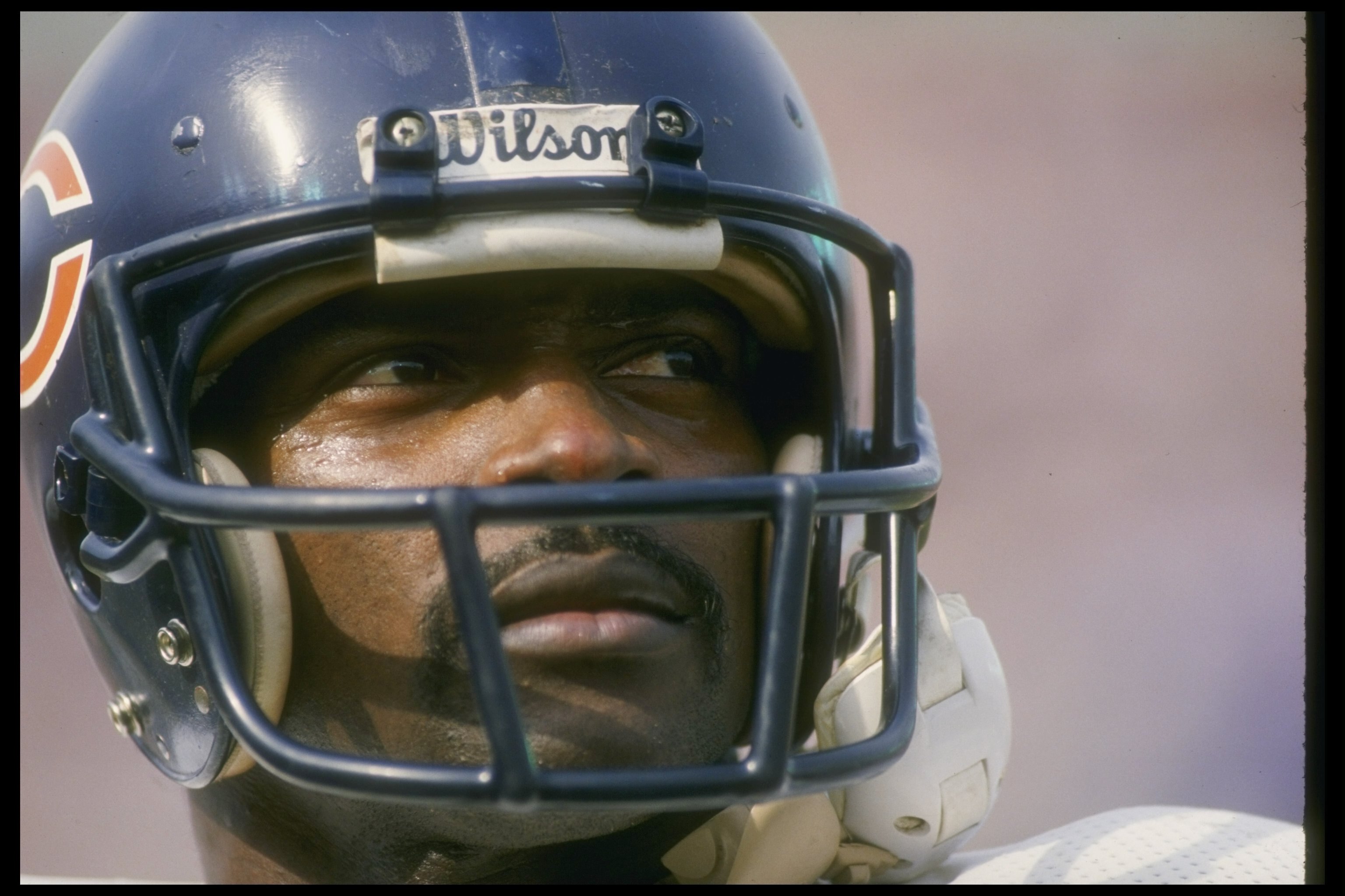 27 Dec 1987:  Running back Walter Payton of the Chicago Bears looks on during a game against the Los Angeles Raiders at the Coliseum in Los Angeles, California.  The Bears won the game, 6-3. Mandatory Credit: Mike Powell  /Allsport