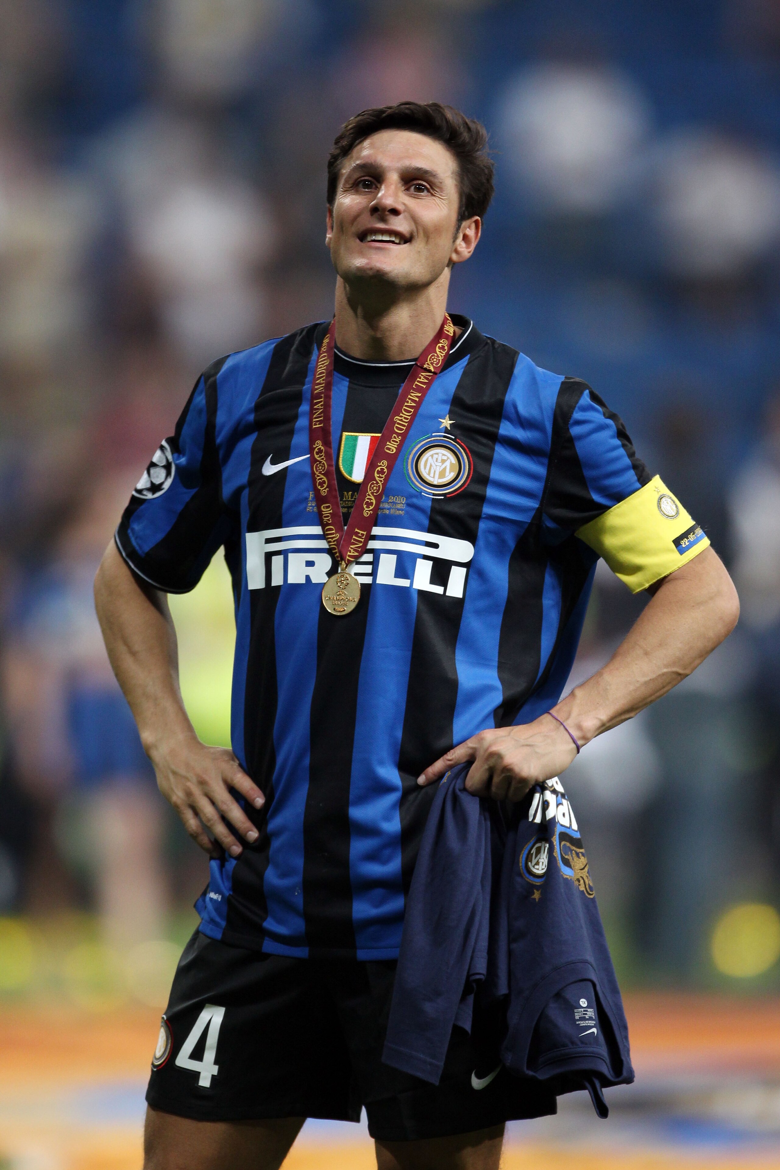 MADRID, SPAIN - MAY 22: Javier Zanetti of Inter Milan celebrates his team's victory at the end of the UEFA Champions League Final match between FC Bayern Muenchen and Inter Milan at the Estadio Santiago Bernabeu on May 22, 2010 in Madrid, Spain. (Photo MADRID, SPAIN - MAY 22: Javier Zanetti of Inter Milan celebrates his team's victory at the end of the UEFA Champions League Final match between FC Bayern Muenchen and Inter Milan at the Estadio Santiago Bernabeu on May 22, 2010 in Madrid, Spain. (Photo