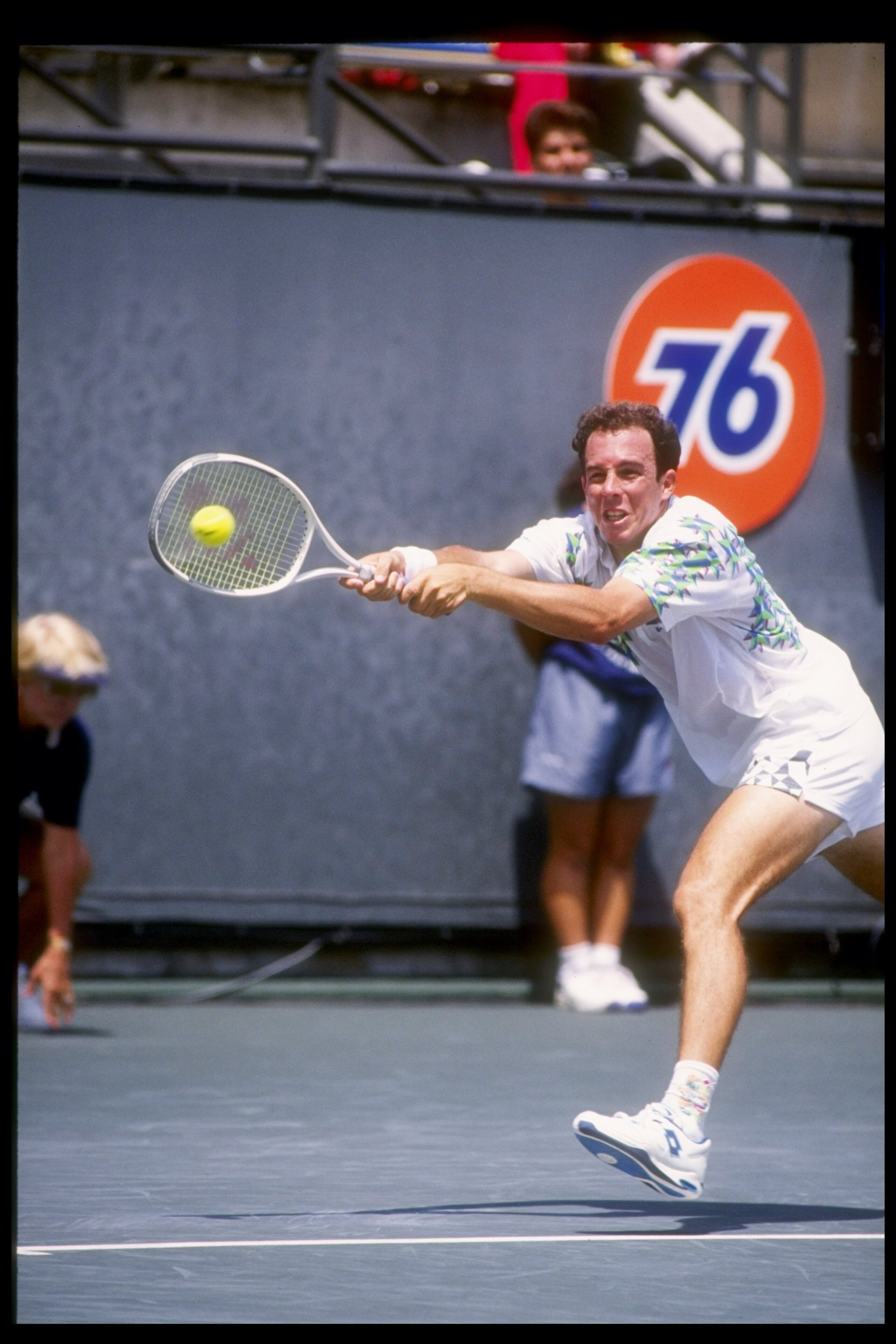 1992:  Jeff Tarango of the United States reaches out his racket to hit the ball during the Volvo Tennis Tournament. Mandatory Credit: Ken Levine  /Allsport