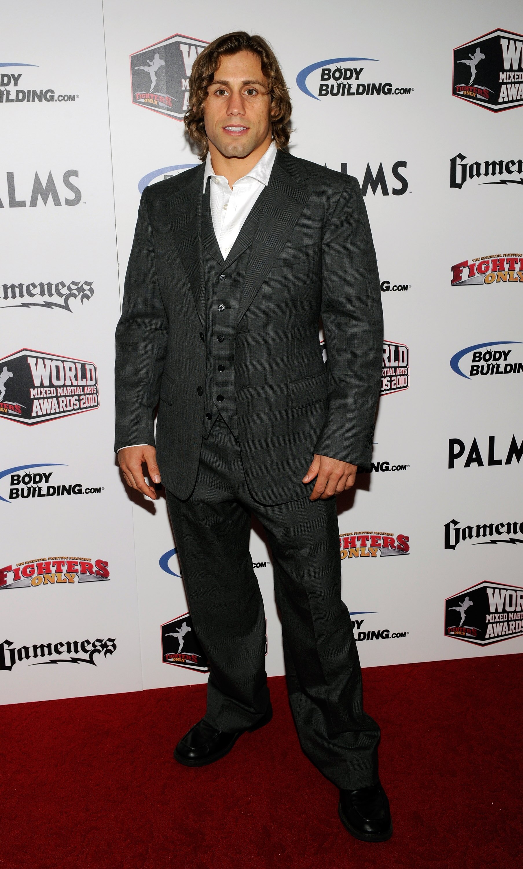 LAS VEGAS, NV - DECEMBER 01:  Mixed martial artist Urijah Faber arrives at the third annual Fighters Only World Mixed Martial Arts Awards 2010 at the Palms Casino Resort December 1, 2010 in Las Vegas, Nevada.  (Photo by Ethan Miller/Getty Images)