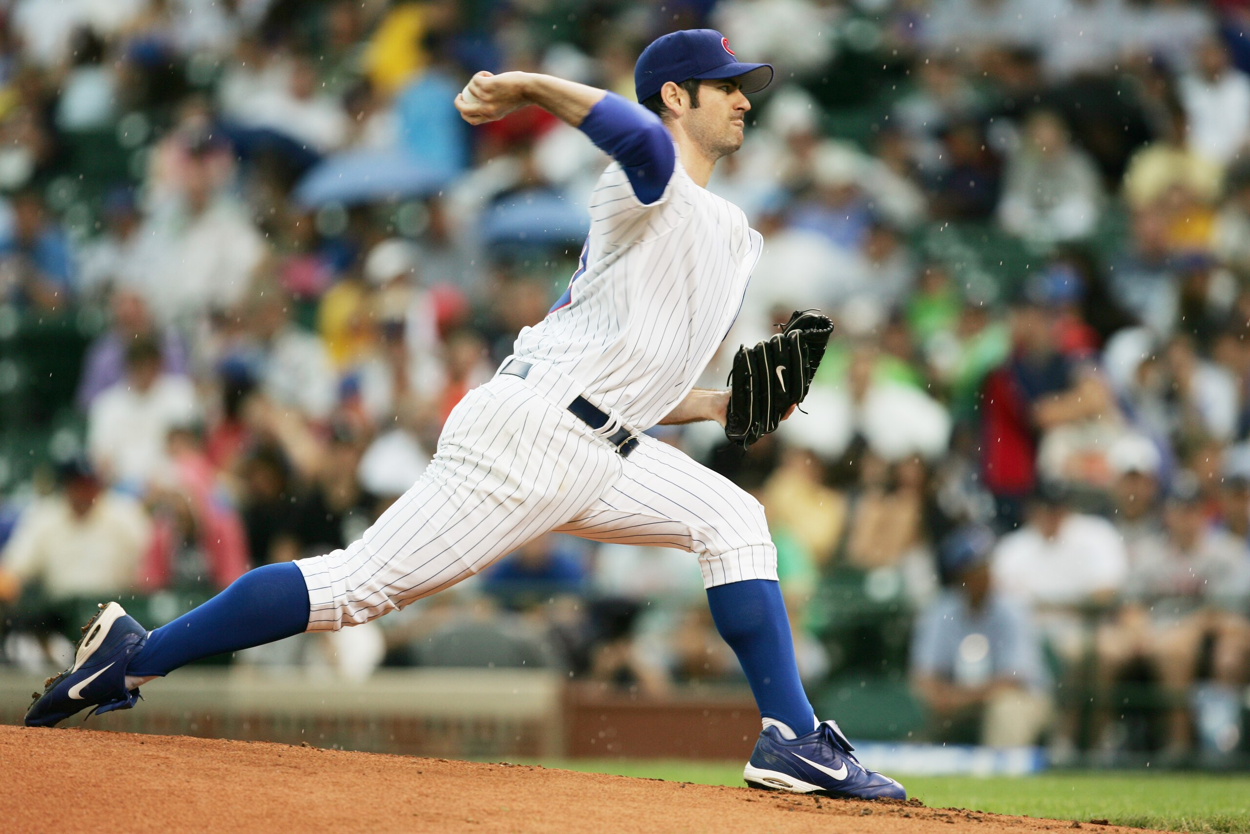 CHICAGO - JUNE 18:  Mark Prior #22 of the Chicago Cubs pitches against the Detroit Tigers on June 18, 2006 at Wrigley Field in Chicago, Illinois. The Tigers defeated the Cubs 12-3.  (Photo by Jonathan Daniel/Getty Images)
