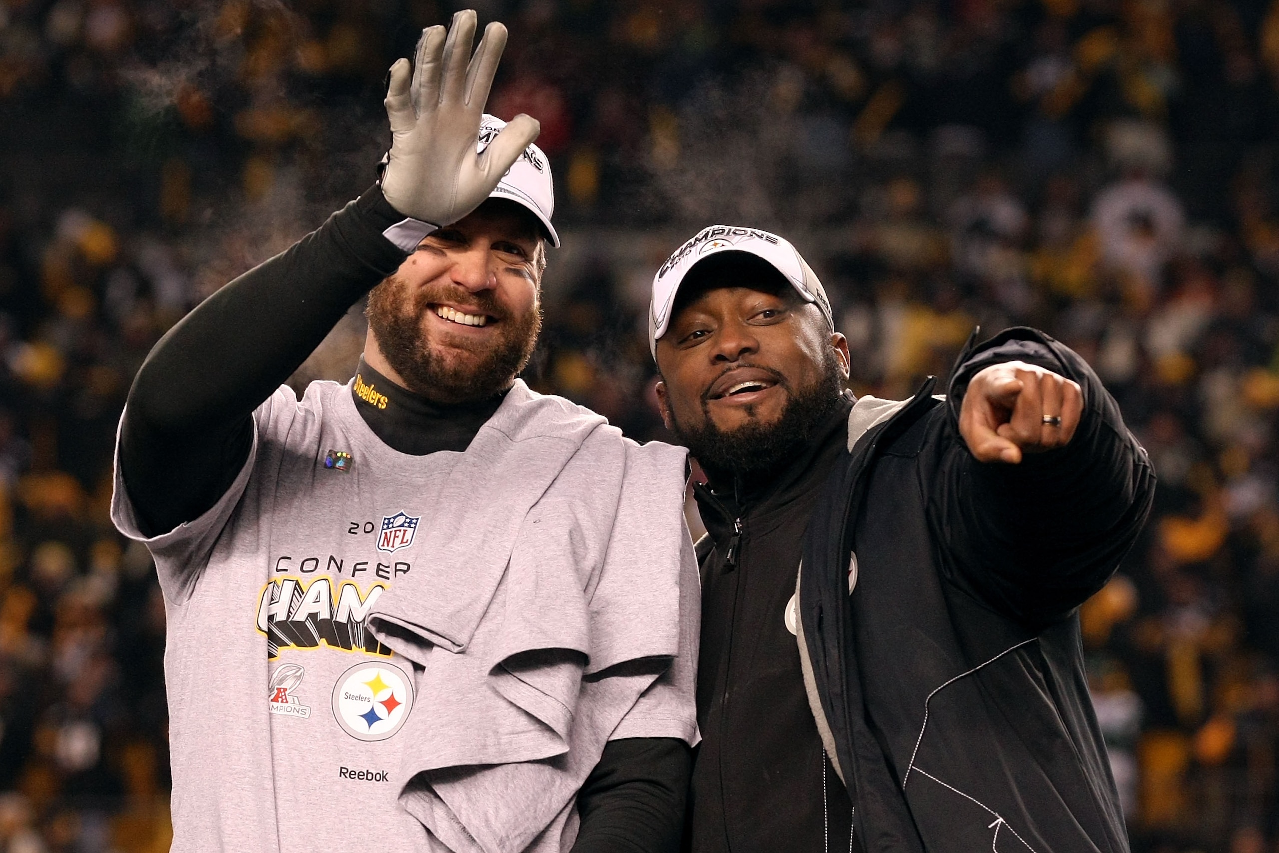 PITTSBURGH, PA - JANUARY 23: Ben Roethlisberger #7 and head coach Mike Tomlin of the Pittsburgh Steelers celebrate their 24 to 19 win over the New York Jets in the 2011 AFC Championship game at Heinz Field on January 23, 2011 in Pittsburgh, Pennsylvania. PITTSBURGH, PA - JANUARY 23: Ben Roethlisberger #7 and head coach Mike Tomlin of the Pittsburgh Steelers celebrate their 24 to 19 win over the New York Jets in the 2011 AFC Championship game at Heinz Field on January 23, 2011 in Pittsburgh, Pennsylvania.