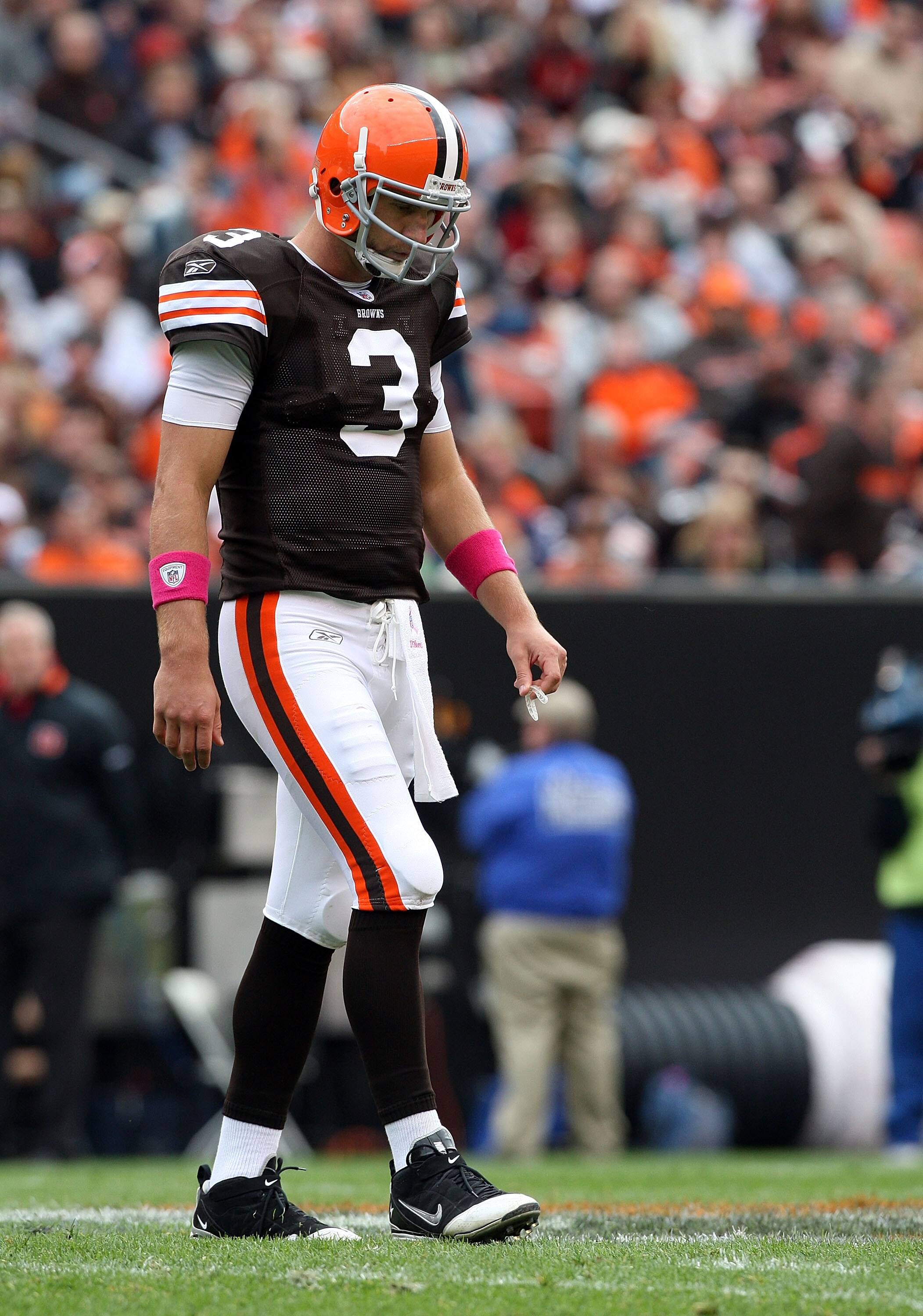 CLEVELAND - OCTOBER 04:  Derek Anderson #3 of the Cleveland Browns walks off the field after losing the ball against the Cincinnati Bengals during their game at Cleveland Browns Stadium on October 4, 2009 in Cleveland, Ohio. The Bengals defeated the Brown
