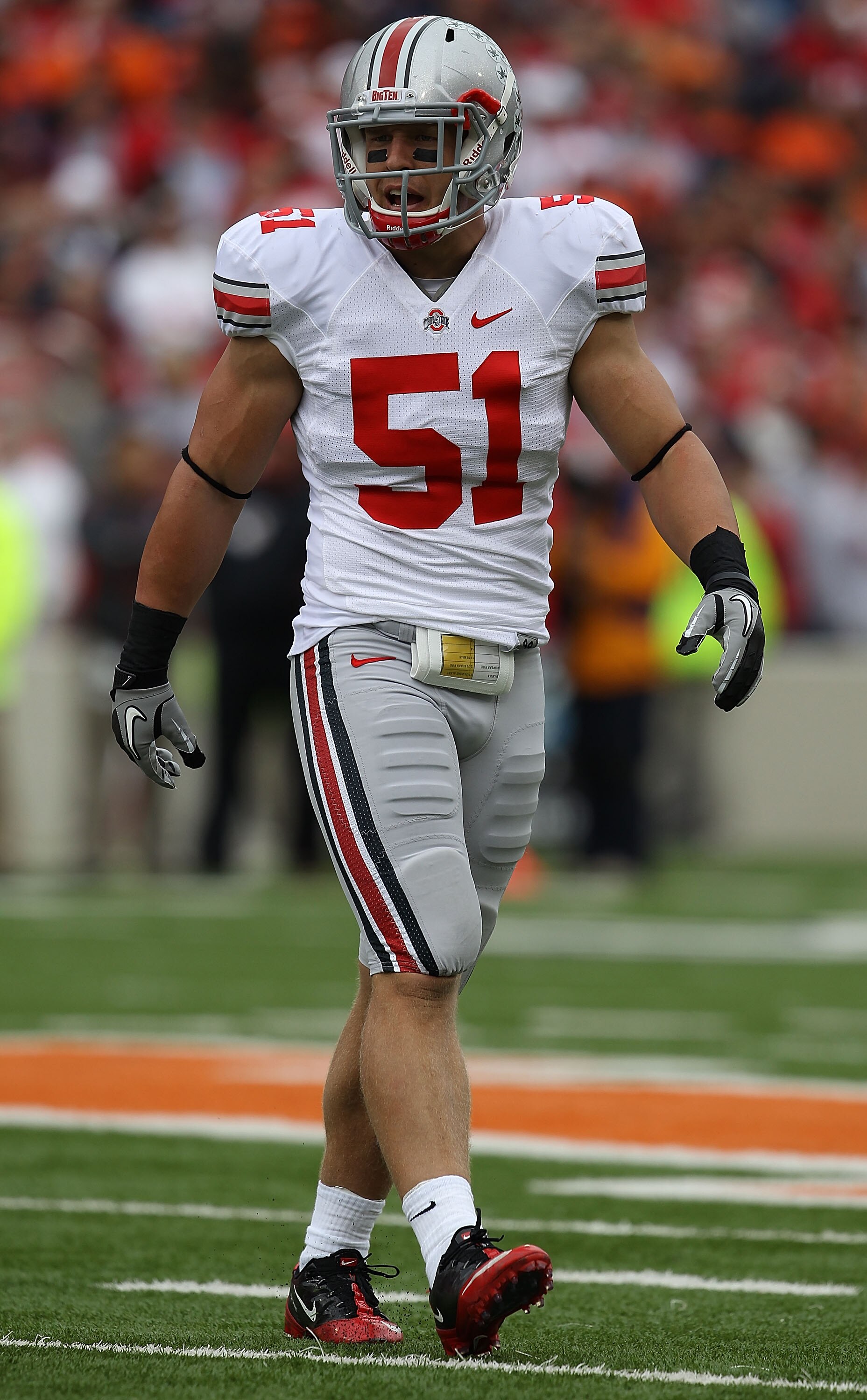 CHAMPAIGN, IL - OCTOBER 02: Ross Homan #51 of the Ohio State Buckeyes awaits the start of play against the Illinois Fighting Illini at Memorial Stadium on October 2, 2010 in Champaign, Illinois. Ohio State defeated Illinois 24-13. (Photo by Jonathan Danie