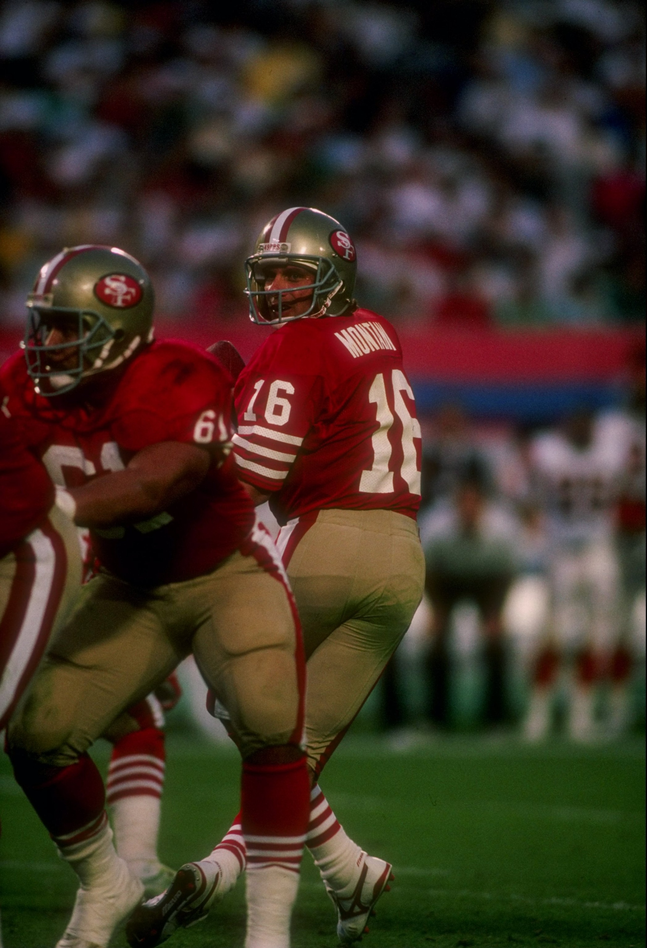 22 Jan 1989: Quarterback Joe Montana of the San Francisco 49ers looks to pass the ball during Super Bowl XXIII against the Cincinnati Bengals at Joe Robbie Stadium in Miami, Florida. The 49ers won the game, 20-16. Mandatory Credit: Rick Stewart /Allspo 22 Jan 1989: Quarterback Joe Montana of the San Francisco 49ers looks to pass the ball during Super Bowl XXIII against the Cincinnati Bengals at Joe Robbie Stadium in Miami, Florida. The 49ers won the game, 20-16. Mandatory Credit: Rick Stewart /Allspo