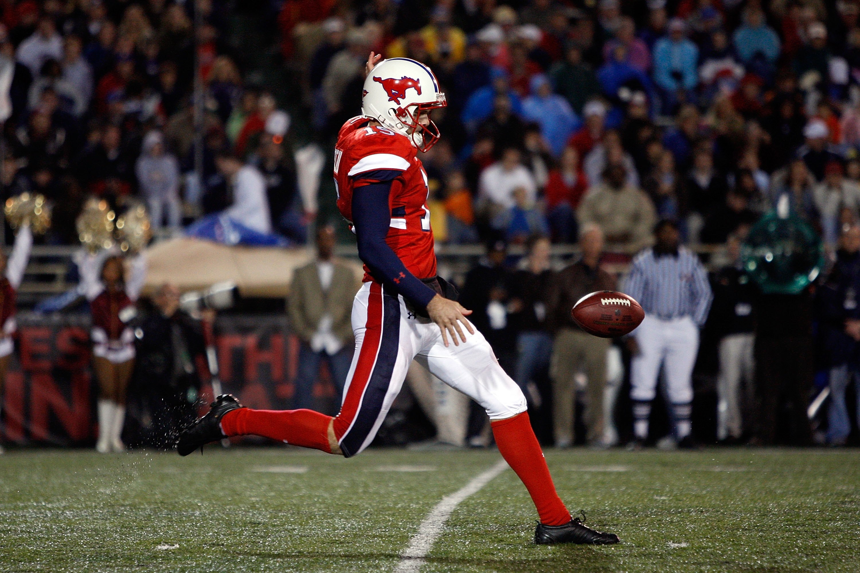 MOBILE, AL - JANUARY 24:  Thomas Morstead #15 of the South Team punts during the game against the North Team during the Under Armour Senior Bowl on January 24, 2009 at Ladd-Peebles Stadium in Mobile, Alabama.  (Photo by Chris Graythen/Getty Images for Und