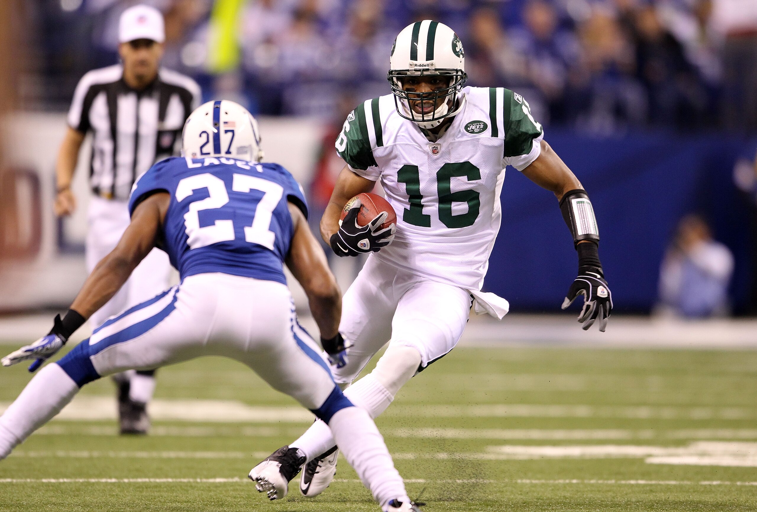 INDIANAPOLIS, IN - JANUARY 08: Brad Smith #16 of the New York Jets runs with the ball against the Indianapolis Colts during their 2011 AFC wild card playoff game at Lucas Oil Stadium on January 8, 2011 in Indianapolis, Indiana. The Jets won 17-16. (Phot INDIANAPOLIS, IN - JANUARY 08: Brad Smith #16 of the New York Jets runs with the ball against the Indianapolis Colts during their 2011 AFC wild card playoff game at Lucas Oil Stadium on January 8, 2011 in Indianapolis, Indiana. The Jets won 17-16. (Phot
