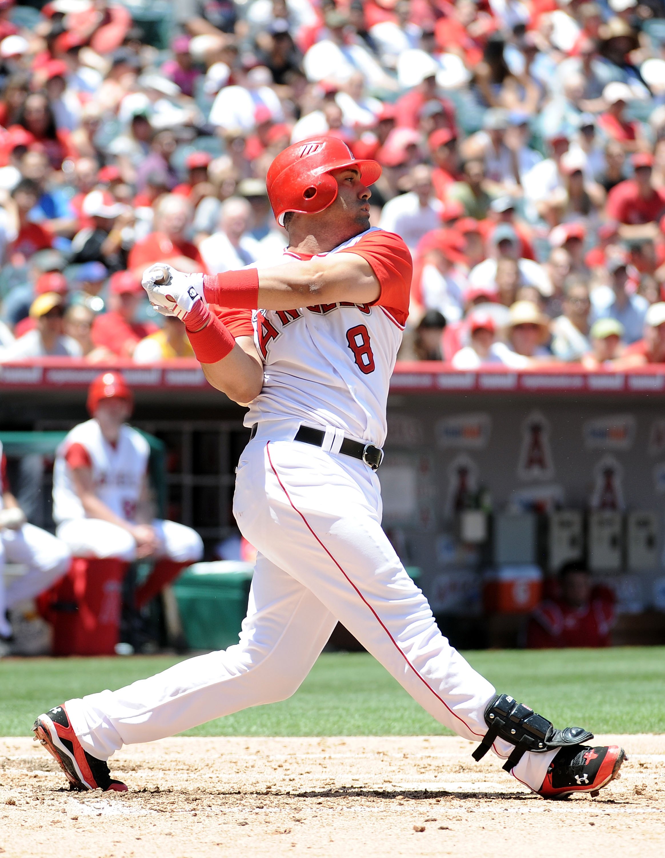ANAHEIM, CA - MAY 29:  Kendry Morales #8 of the Los Angeles Angels at bat against the Seattle Mariners at Angel Stadium on May 29, 2010 in Anaheim, California.  (Photo by Harry How/Getty Images)