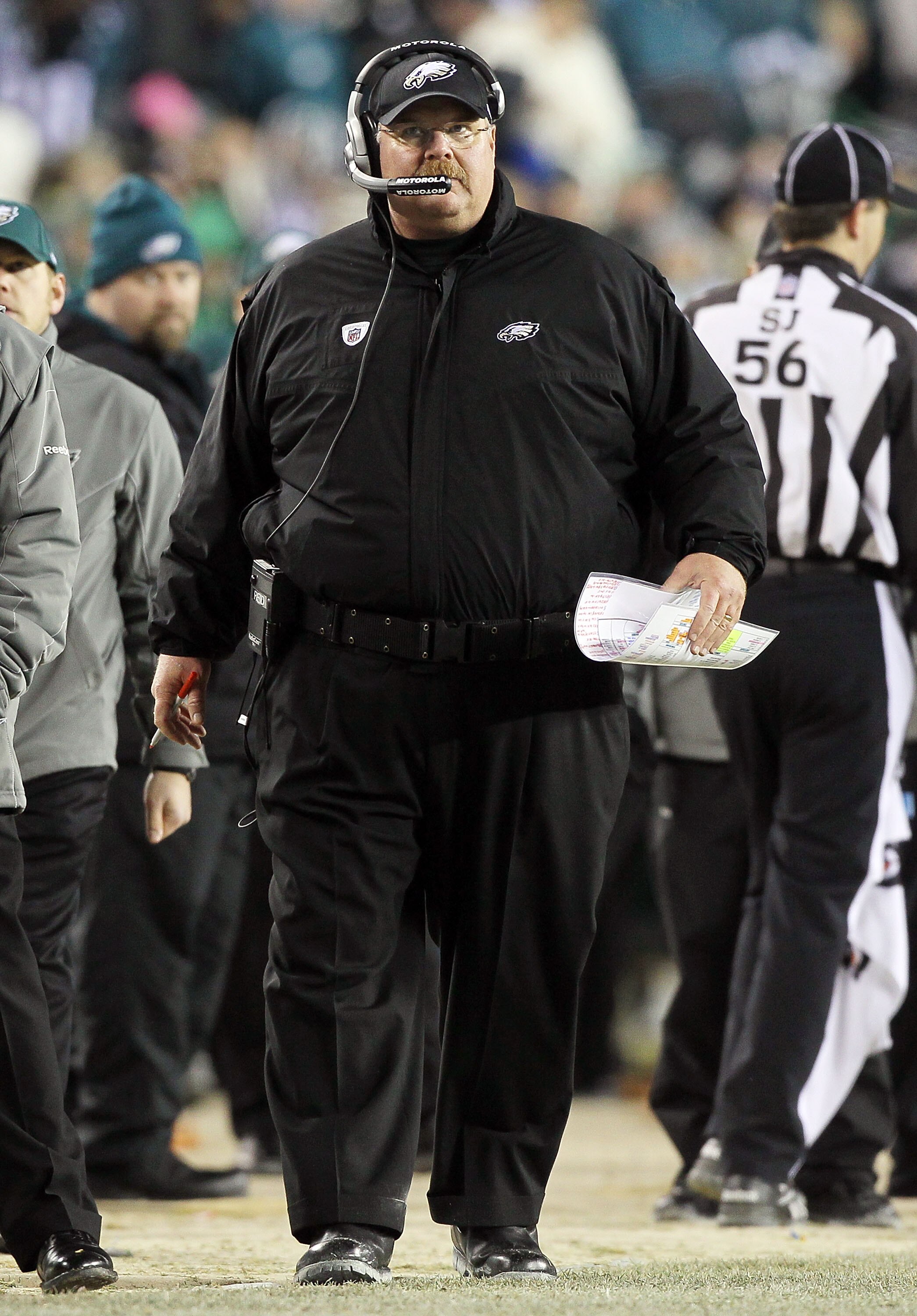 PHILADELPHIA, PA - JANUARY 02:  Head coach Andy Reid of the Philadelphia Eagles looks on against the Dallas Cowboys on January 2, 2011 at Lincoln Financial Field in Philadelphia, Pennsylvania. The Cowboys defeated the Eagles 14-13.  (Photo by Jim McIsaac/