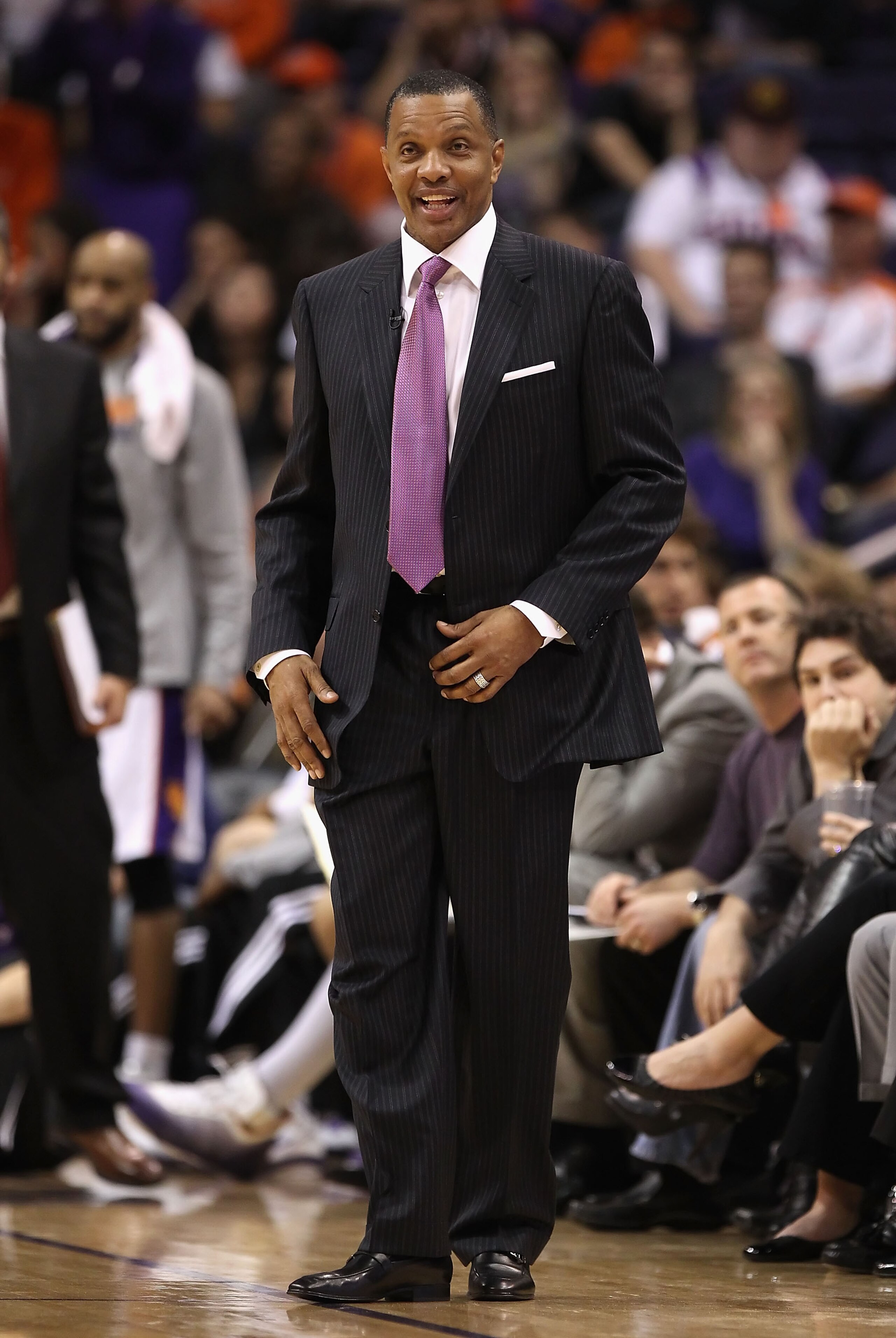 PHOENIX, AZ - JANUARY 14:  Head coach Alvin Gentry of the Phoenix Suns during the NBA game against the Portland Trail Blazers at US Airways Center on January 14, 2011 in Phoenix, Arizona. The Suns defeated the Trail Blazers 115-111. NOTE TO USER: User exp