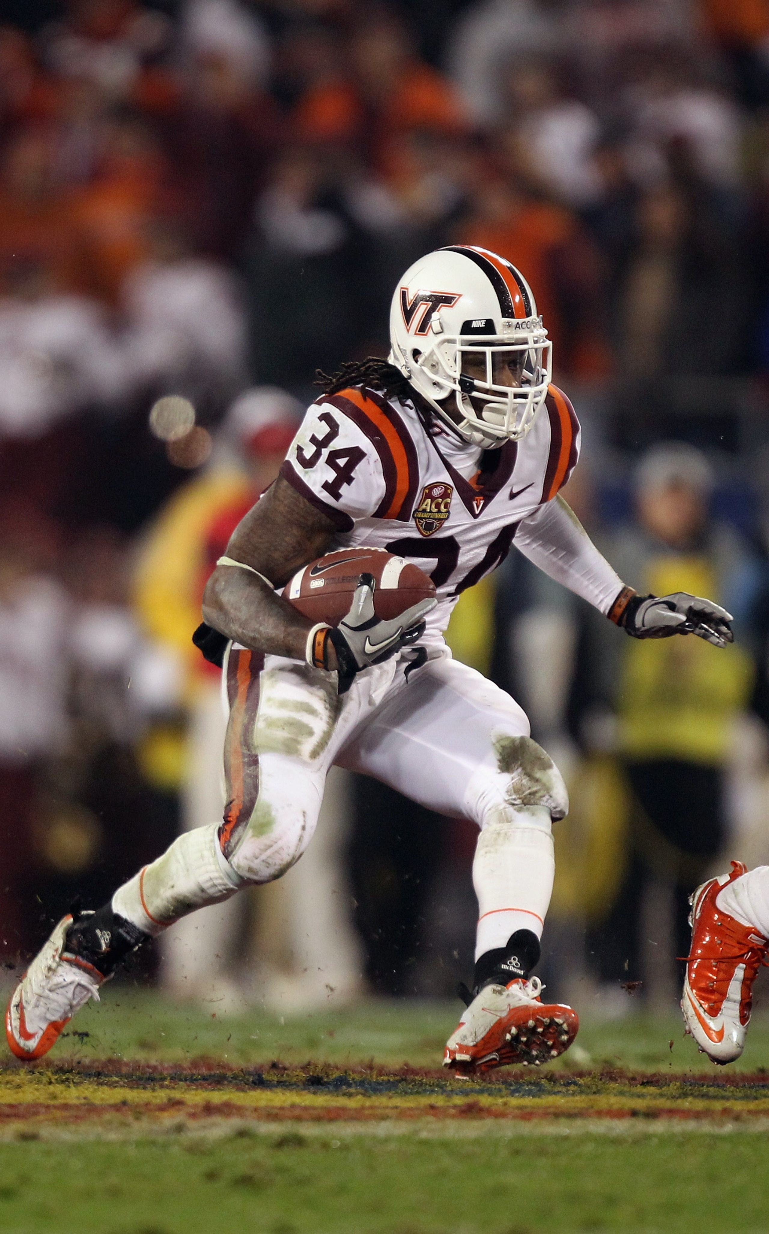 CHARLOTTE, NC - DECEMBER 04: Ryan Williams #34 of the Virginia Tech Hokies against the Florida State Seminoles during their game at Bank of America Stadium on December 4, 2010 in Charlotte, North Carolina. (Photo by Streeter Lecka/Getty Images) CHARLOTTE, NC - DECEMBER 04: Ryan Williams #34 of the Virginia Tech Hokies against the Florida State Seminoles during their game at Bank of America Stadium on December 4, 2010 in Charlotte, North Carolina. (Photo by Streeter Lecka/Getty Images)