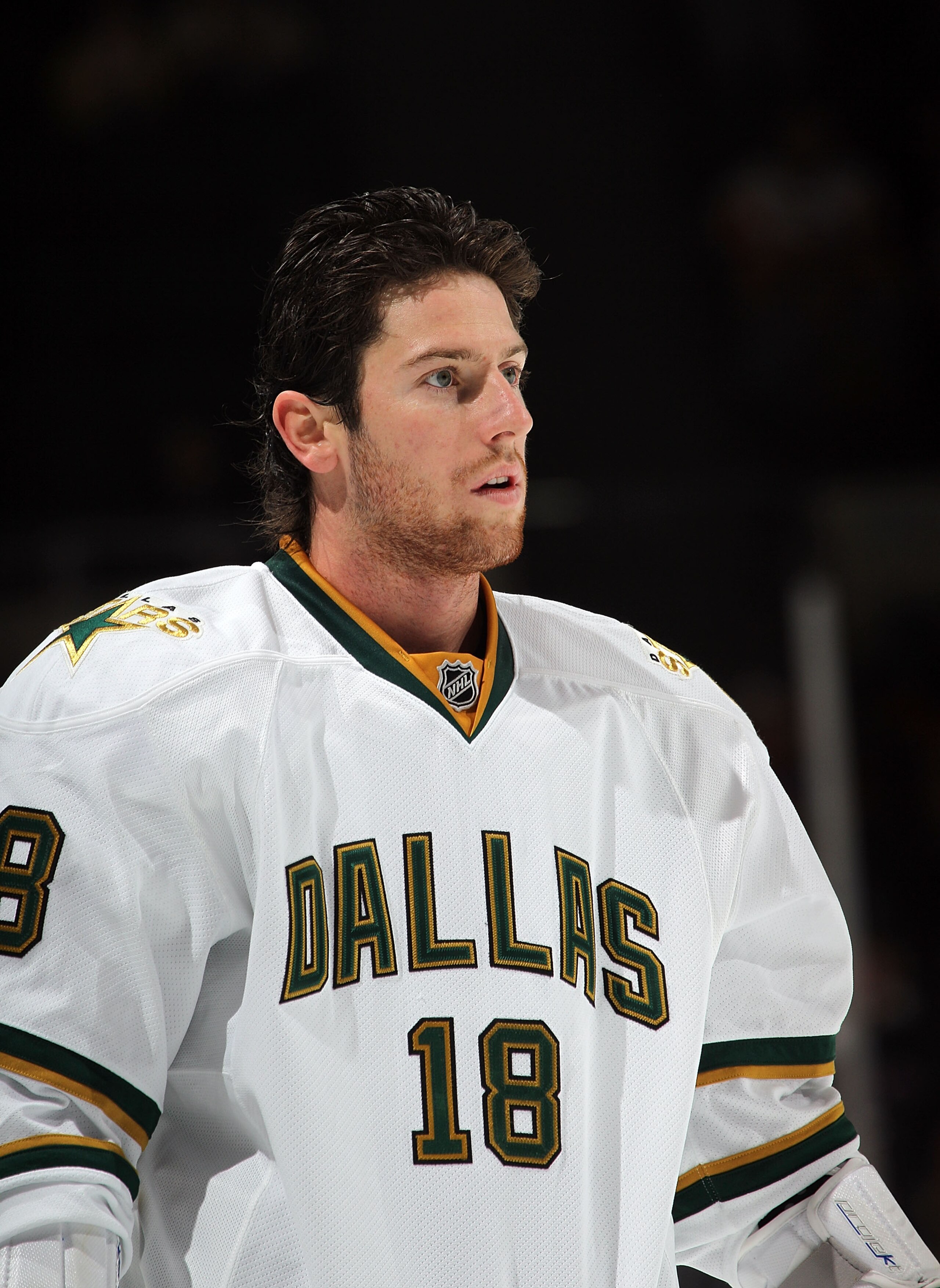 UNIONDALE, NY - OCTOBER 09:  James Neal #18 of the Dallas Stars during a pre-game skate against the New York Islander at the Nassau Coliseum on October 9, 2010 in Uniondale, New York.  (Photo by Bruce Bennett/Getty Images)