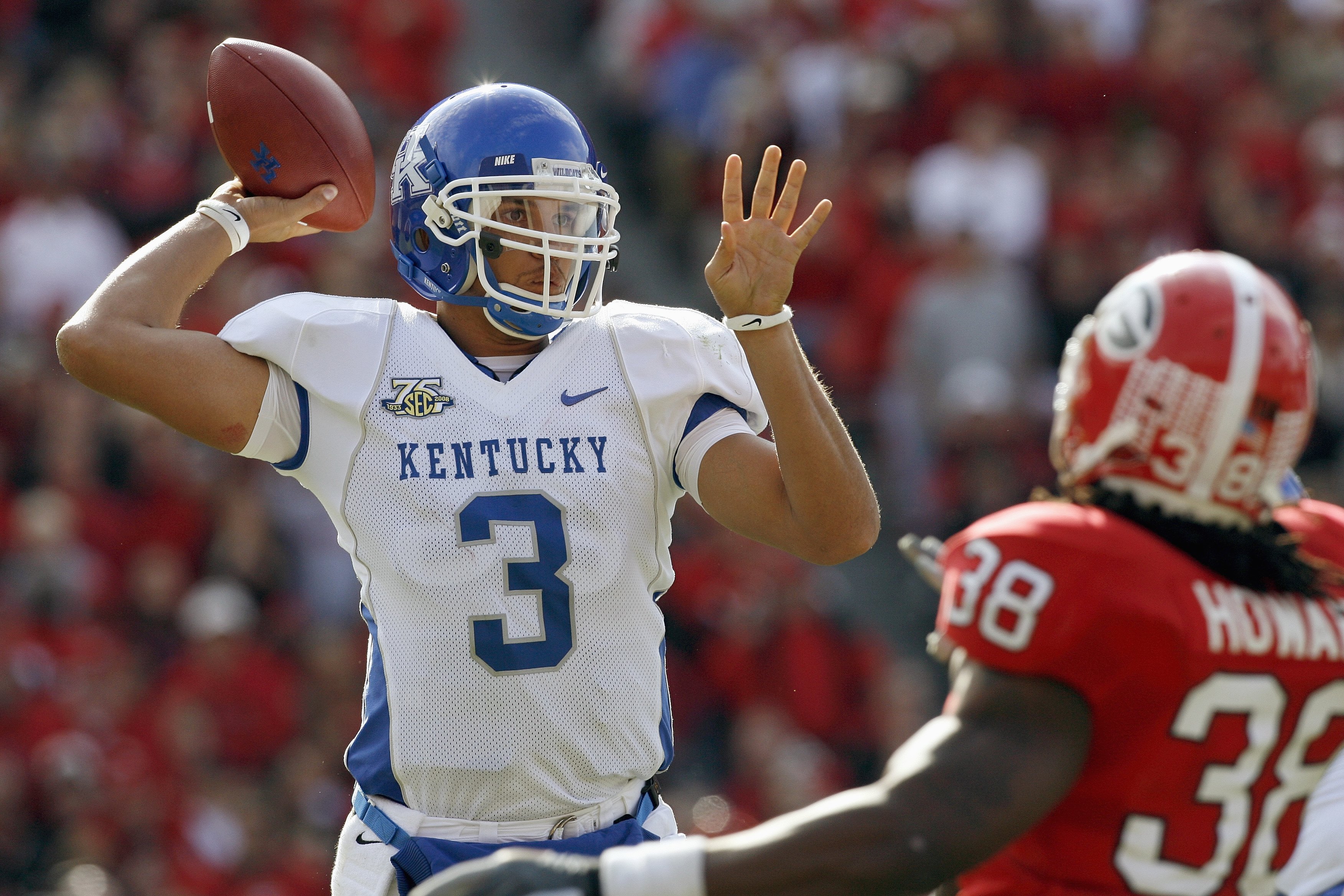 ATHENS, GA - NOVEMBER 17: Andre Woodson #3 of the Kentucky Wildcats passes the ball during the game against the Georgia Bulldogs at Sanford Stadium on November 17, 2007 in Athens, Georgia. (Photo by Kevin C. Cox/Getty Images)