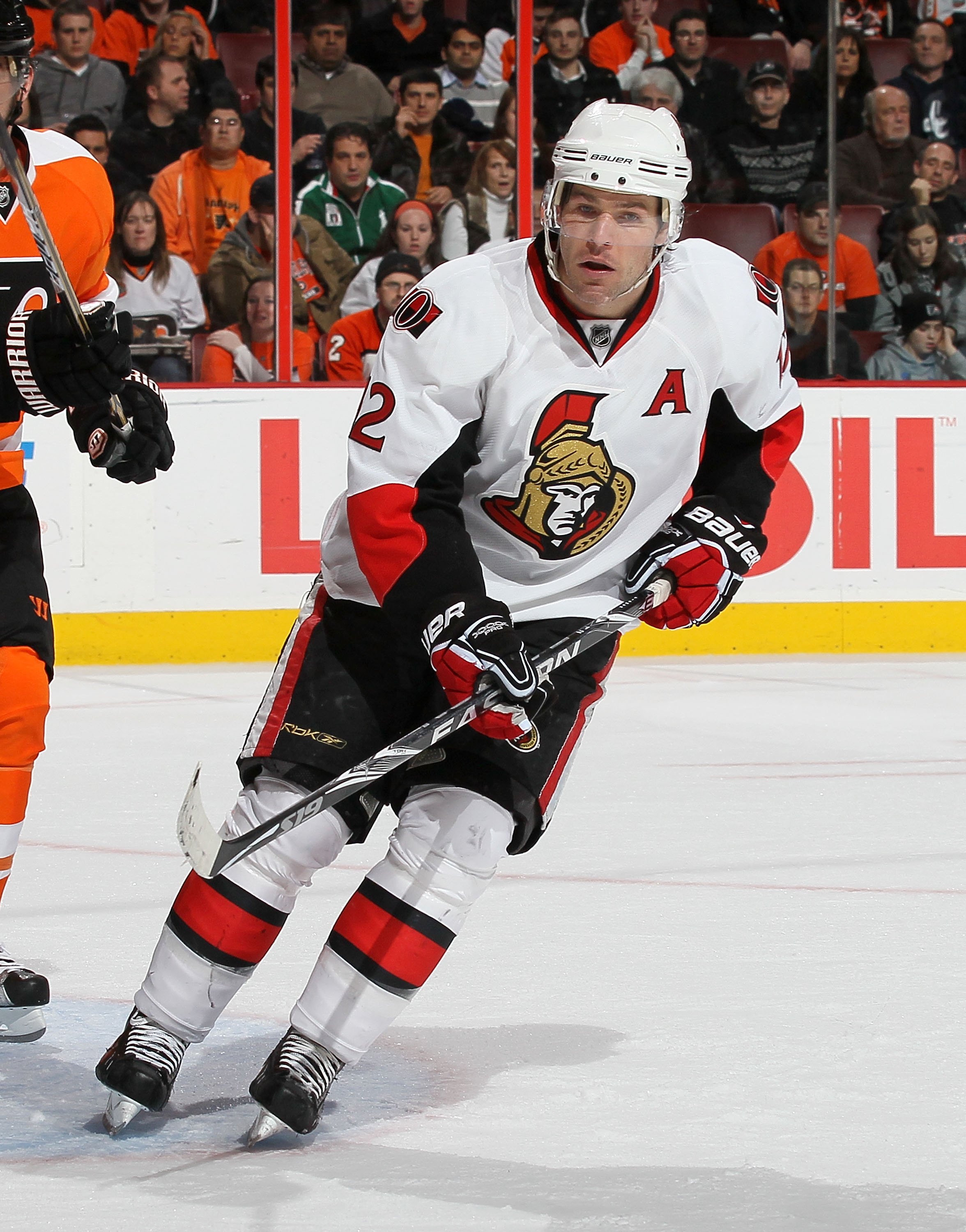 PHILADELPHIA, PA - JANUARY 20:  Mike Fisher #12 of the Ottawa Senators skates against the Philadelphia Flyers on January 20, 2011 at Wells Fargo Center in Philadelphia, Pennsylvania.  (Photo by Jim McIsaac/Getty Images)