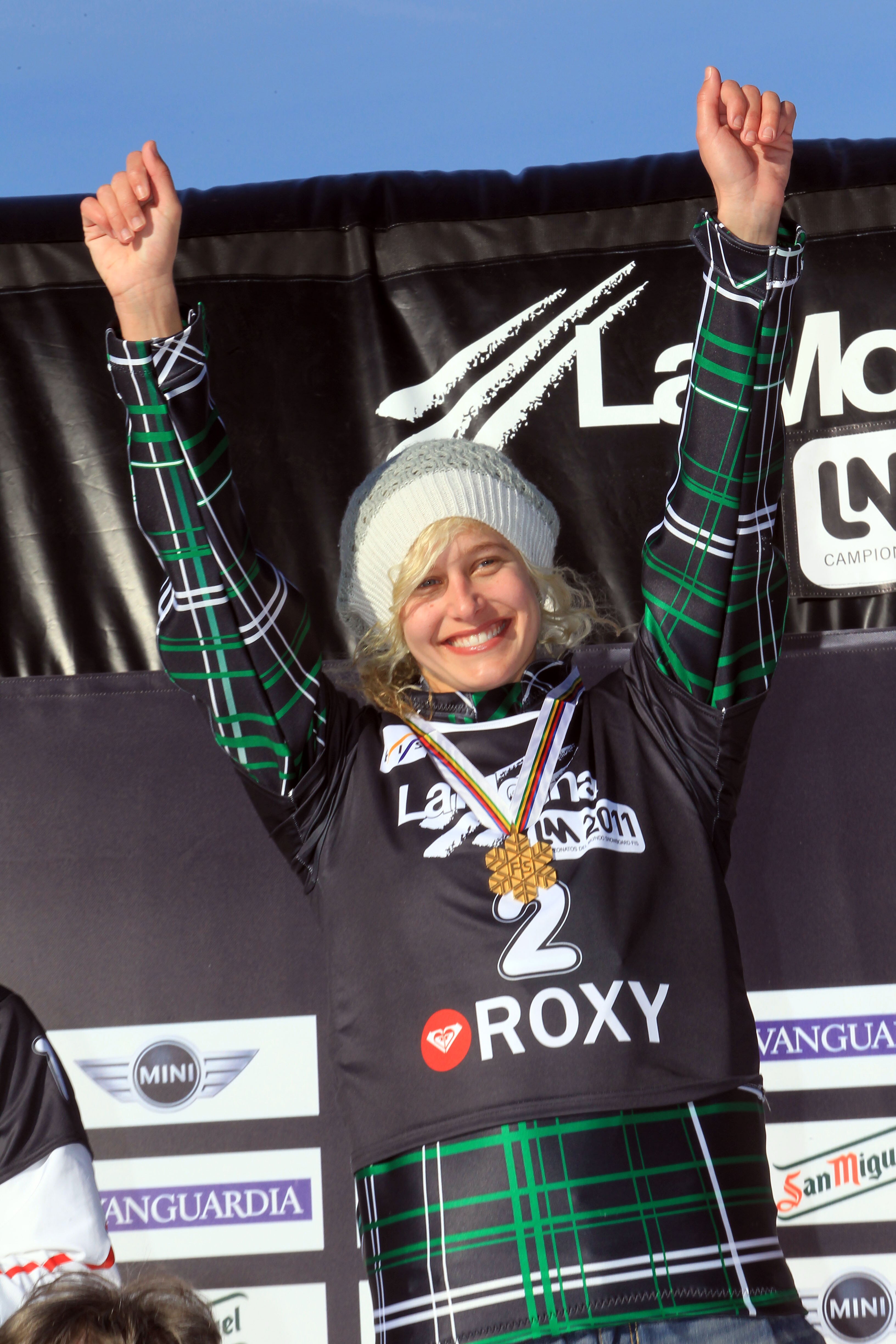 LA MOLINA, SPAIN - JANUARY 18: (FRANCE OUT) Lindsey Jacobellis of the USA takes 1st place during the FIS Snowboard World Championships Men's and Women's Snowboardcross on January 18, 2011 in La Molina, Spain.  (Photo by Christophe Pallot/Agence Zoom/Getty