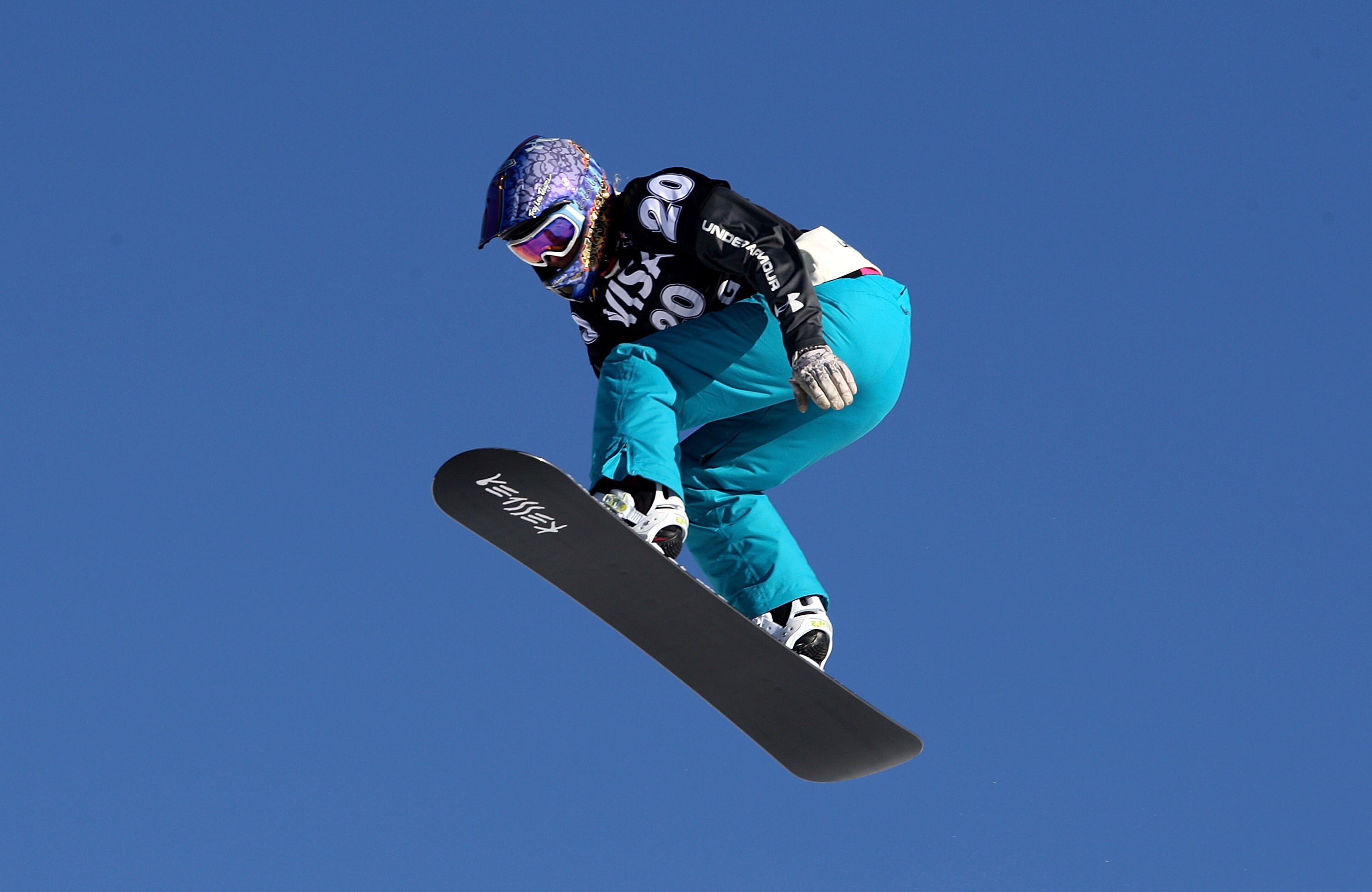 TELLURIDE, CO - DECEMBER 18:  Lindsey Jacobellis competes during the FIS Snowboardcross World Cup 2010 qualification on December 18, 2009 in Telluride, Colorado.  (Photo by Streeter Lecka/Getty Images)