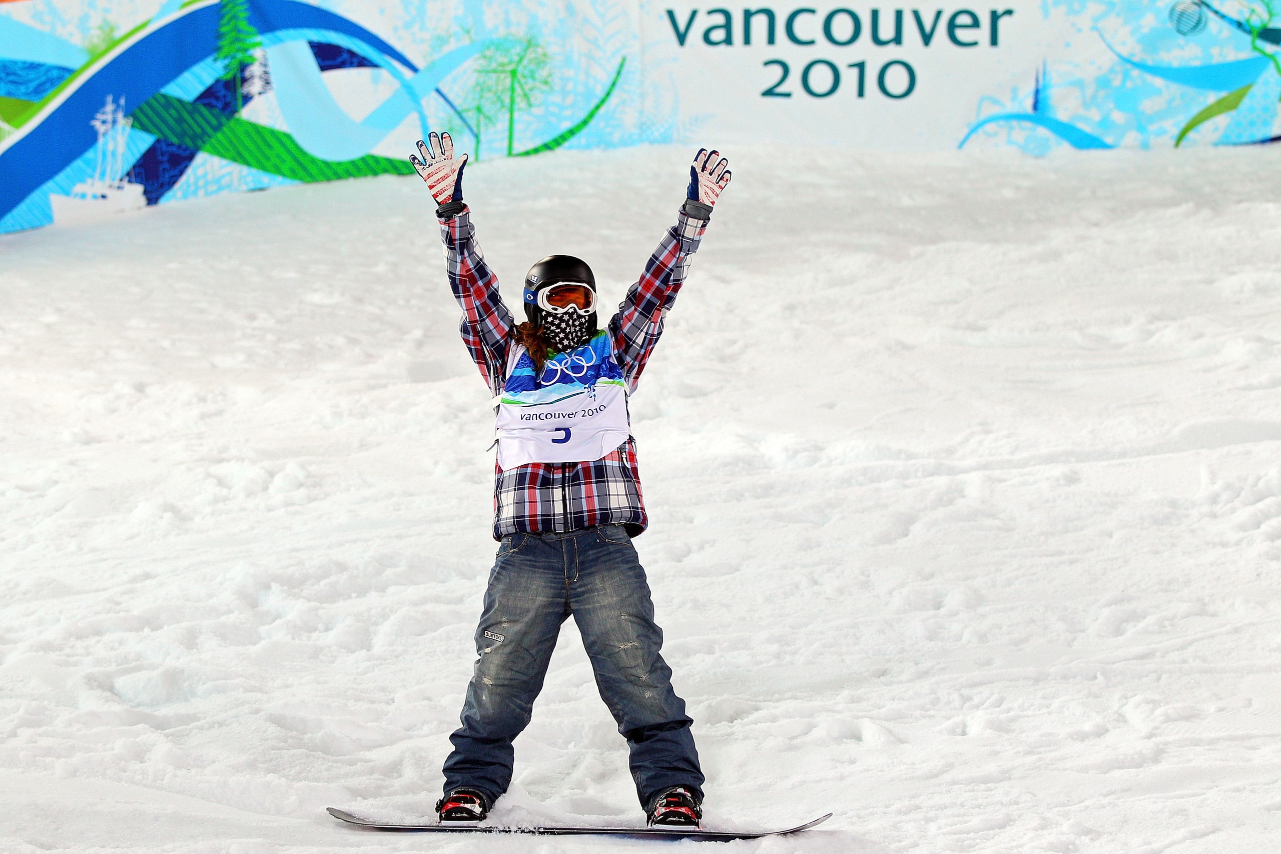VANCOUVER, BC - FEBRUARY 17: Shaun White of the United States reacts after winning the gold medal in the Snowboard Men's Halfpipe final on day six of the Vancouver 2010 Winter Olympics at Cypress Snowboard & Ski-Cross Stadium on February 17, 2010 in Vanc VANCOUVER, BC - FEBRUARY 17: Shaun White of the United States reacts after winning the gold medal in the Snowboard Men's Halfpipe final on day six of the Vancouver 2010 Winter Olympics at Cypress Snowboard & Ski-Cross Stadium on February 17, 2010 in Vanc
