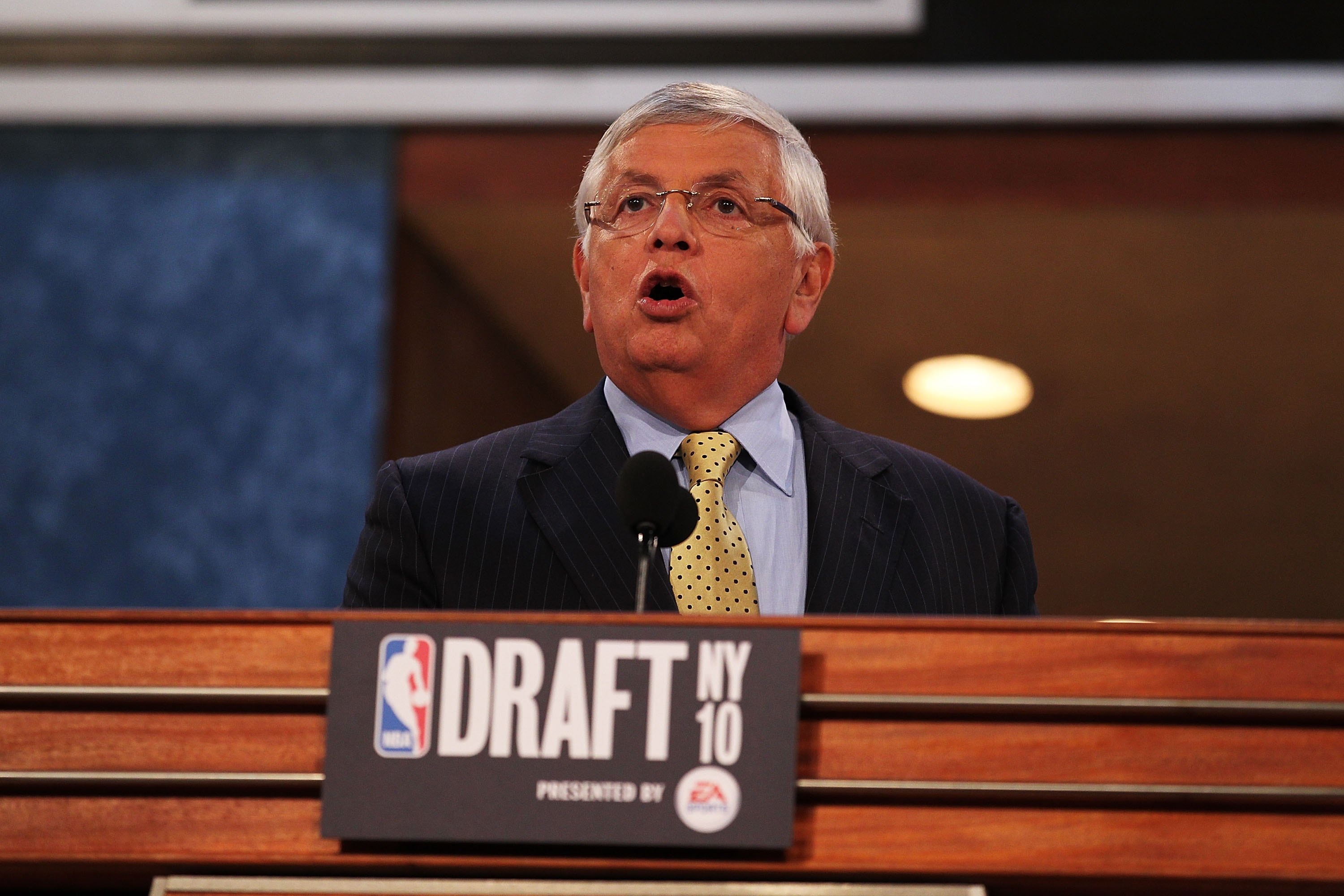 NEW YORK - JUNE 24: NBA Commisioner David Stern speaks at the NBA Draft at Madison Square Garden on June 24, 2010 in New York, New York. (Photo by Al Bello/Getty Images) NEW YORK - JUNE 24: NBA Commisioner David Stern speaks at the NBA Draft at Madison Square Garden on June 24, 2010 in New York, New York. (Photo by Al Bello/Getty Images)