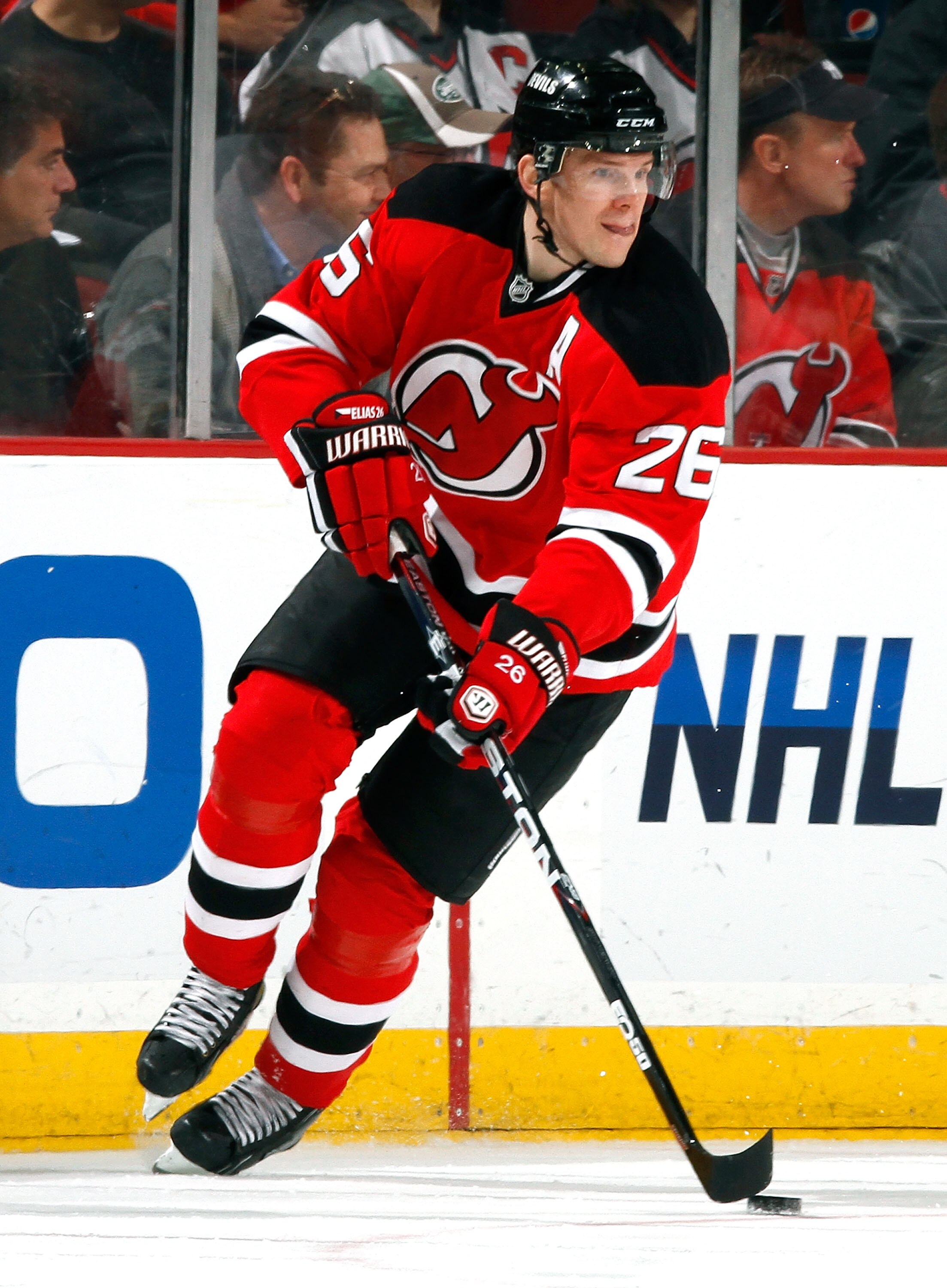 NEWARK, NJ - JANUARY 20:  Patrik Elias #26 of the New Jersey Devils skates during an NHL hockey game against the Pittsburgh Penguins at the Prudential Center on January 20, 2011 in Newark, New Jersey.  (Photo by Paul Bereswill/Getty Images)