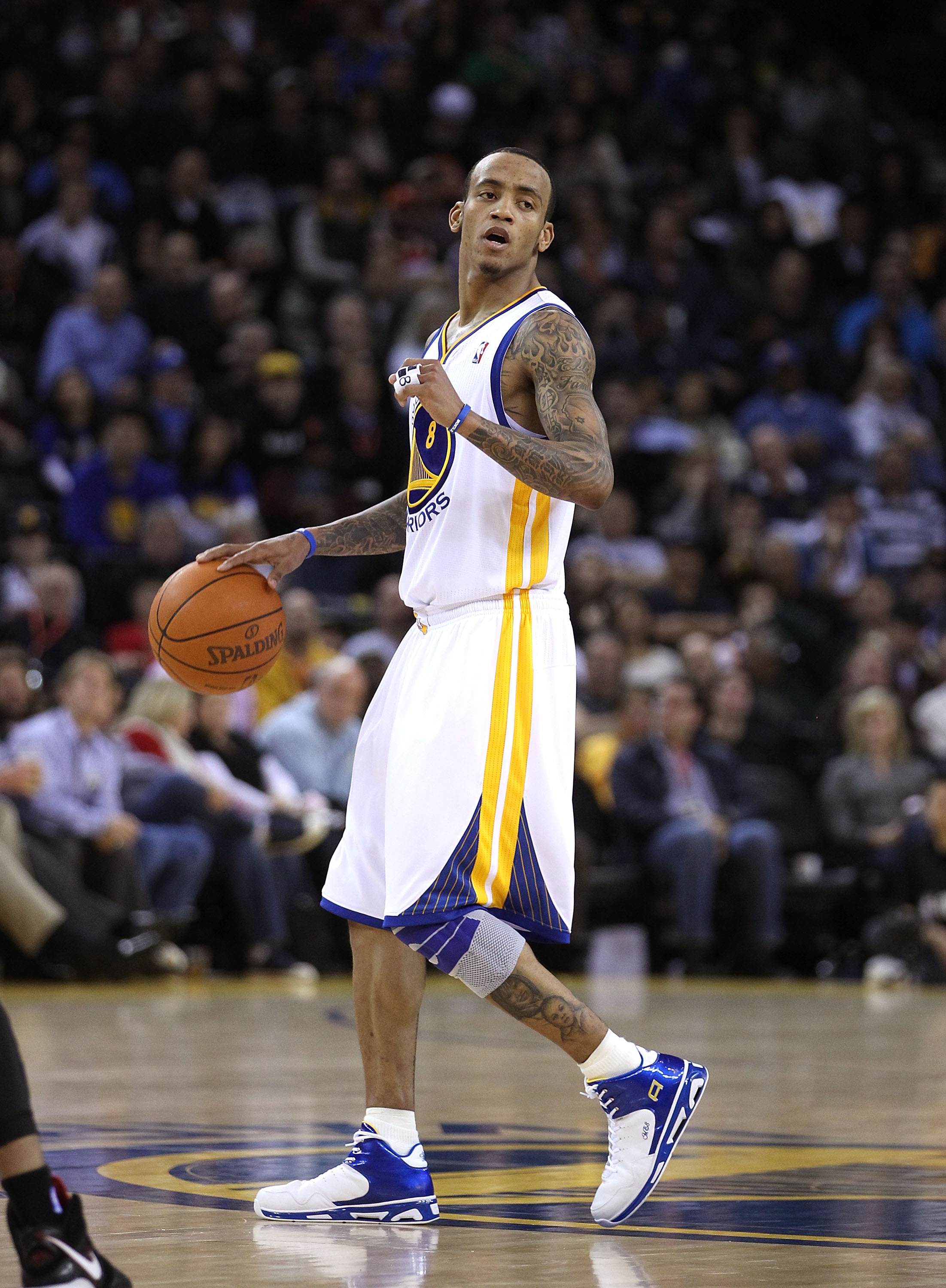 OAKLAND, CA - DECEMBER 20:  Monta Ellis #8 of the Golden State Warriors in action against the Houston Rockets at Oracle Arena on December 20, 2010 in Oakland, California. NOTE TO USER: User expressly acknowledges and agrees that, by downloading and or usi